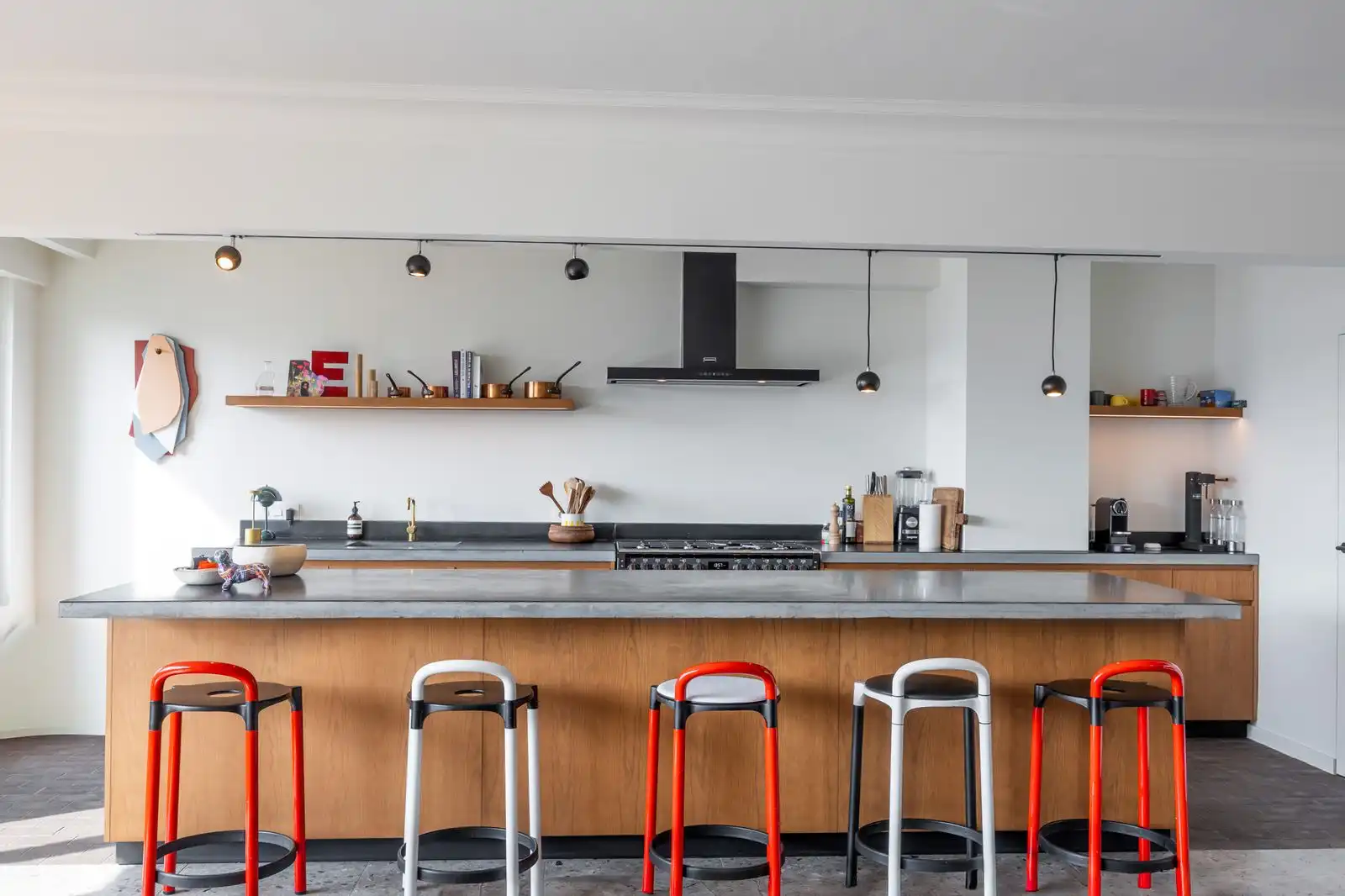 Exclusief appartement met lateraal zeezicht, veel lichtinval en twee grote slaapkamers. foto 5