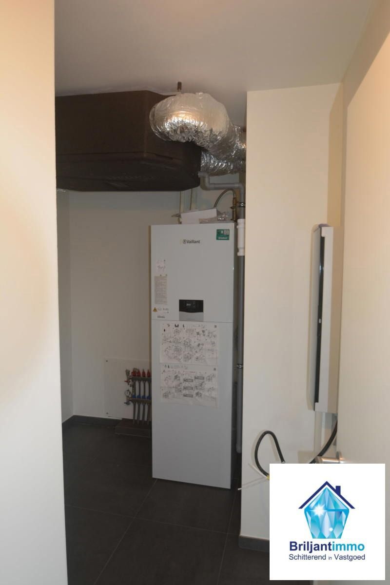 Ruim nieuwbouw appartement met 2 slp, berging en staanplaats foto 15
