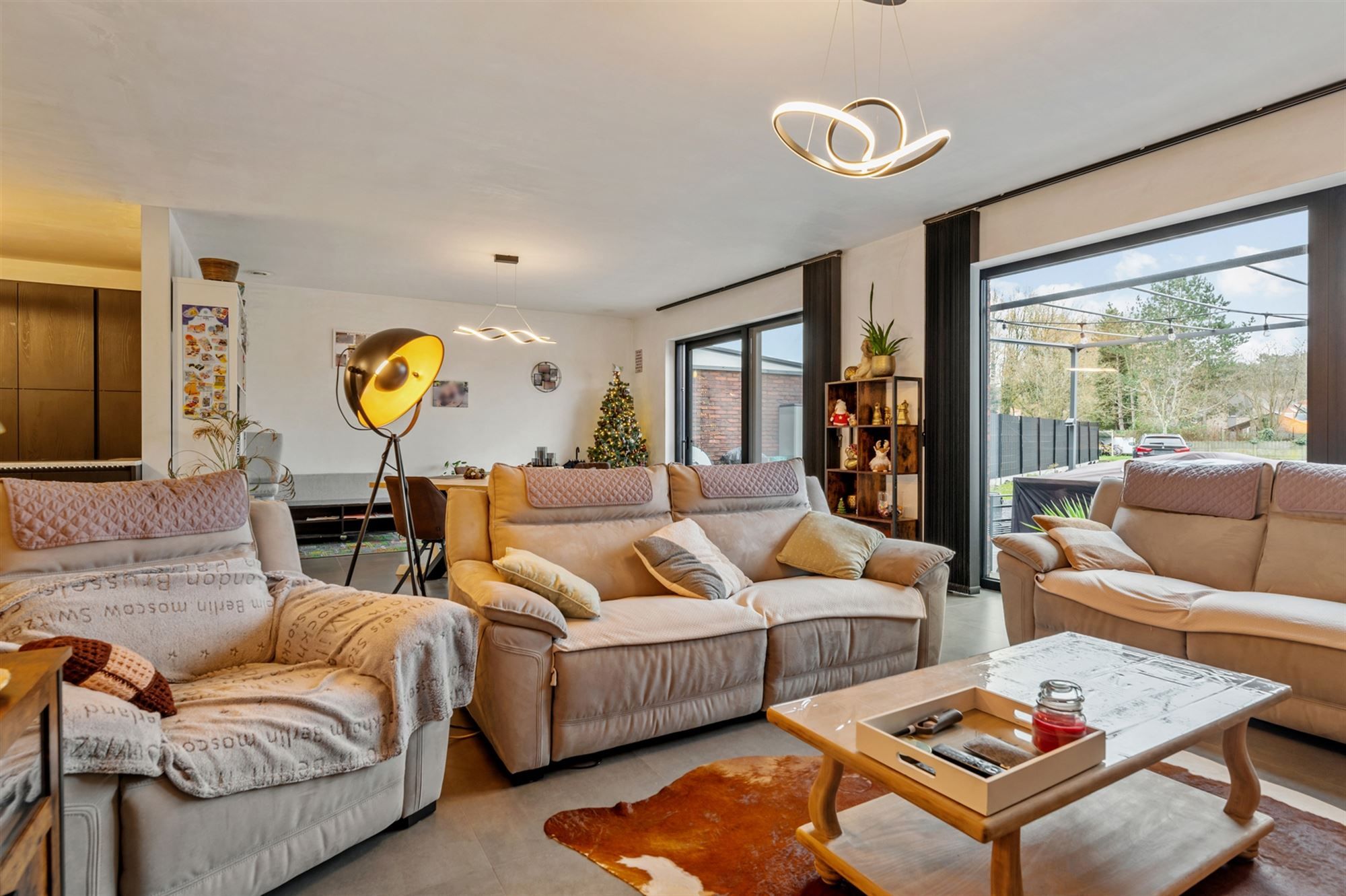 PERFECT ONDERHOUDEN GELIJKVLOERS APPARTEMENT MET 3 SLAAPKAMERS EN PRIVATE TUIN VAN 8A90CA TE KORSPEL foto 4