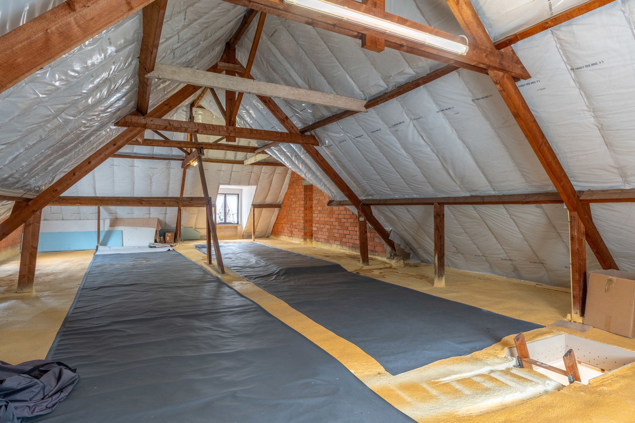 Ruime woning met o.a. 3 slpks (mogelijk meer) en garage. foto 21
