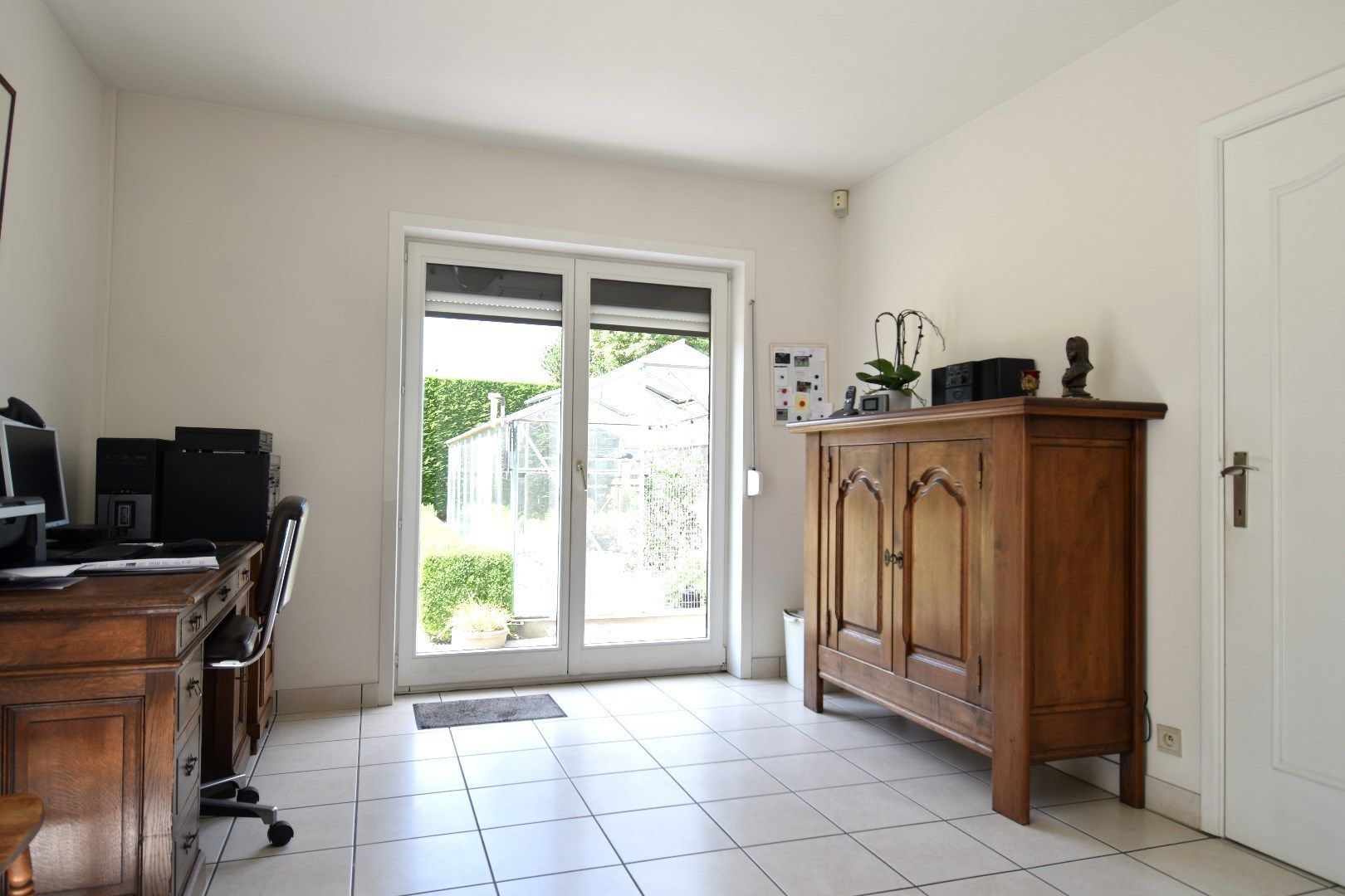 Instapklare bungalow met prachtige tuin en dubbele garage te koop in Bellegem foto 12