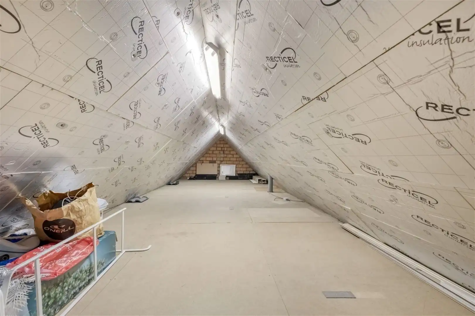 Verzorgde woning met 3 slpk en garage foto 27