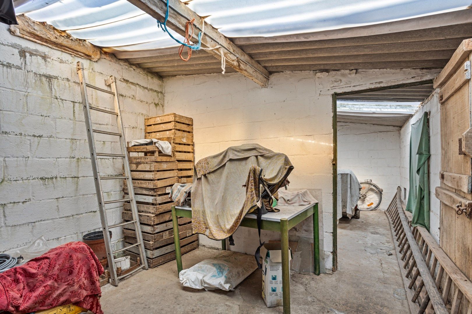 Verzorgde woning met mooie tuin en leuke weide, rustig gelegen en prachtig uitzicht foto 25