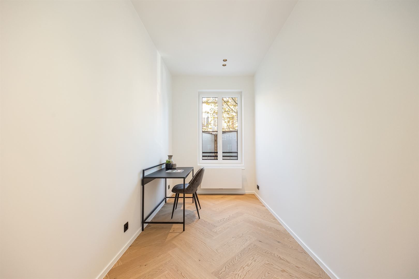 Gerenoveerd appartement met luxe-afwerking en topterras foto 15