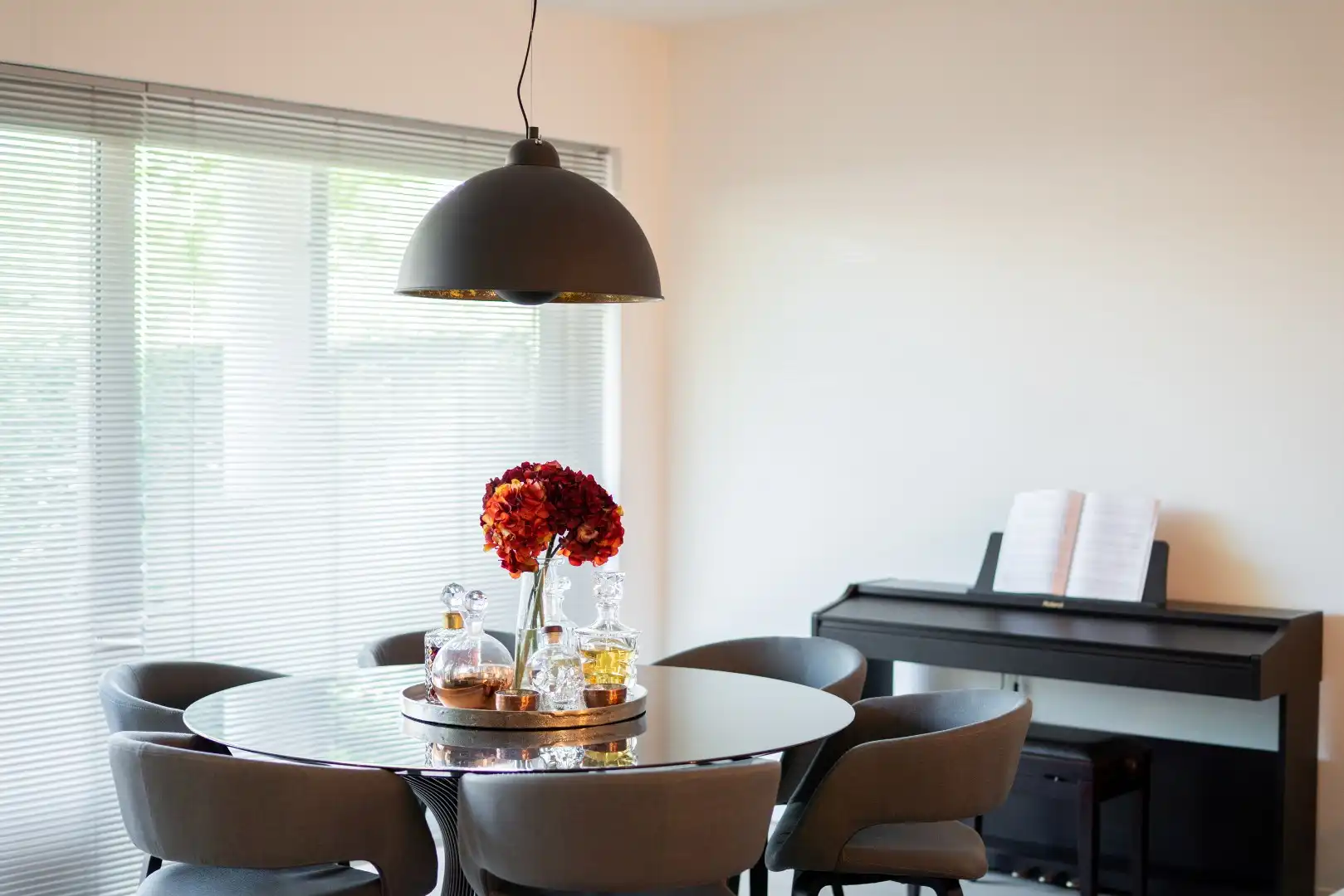 Luxueus afgewerkt gelijkvloers appartement foto 3