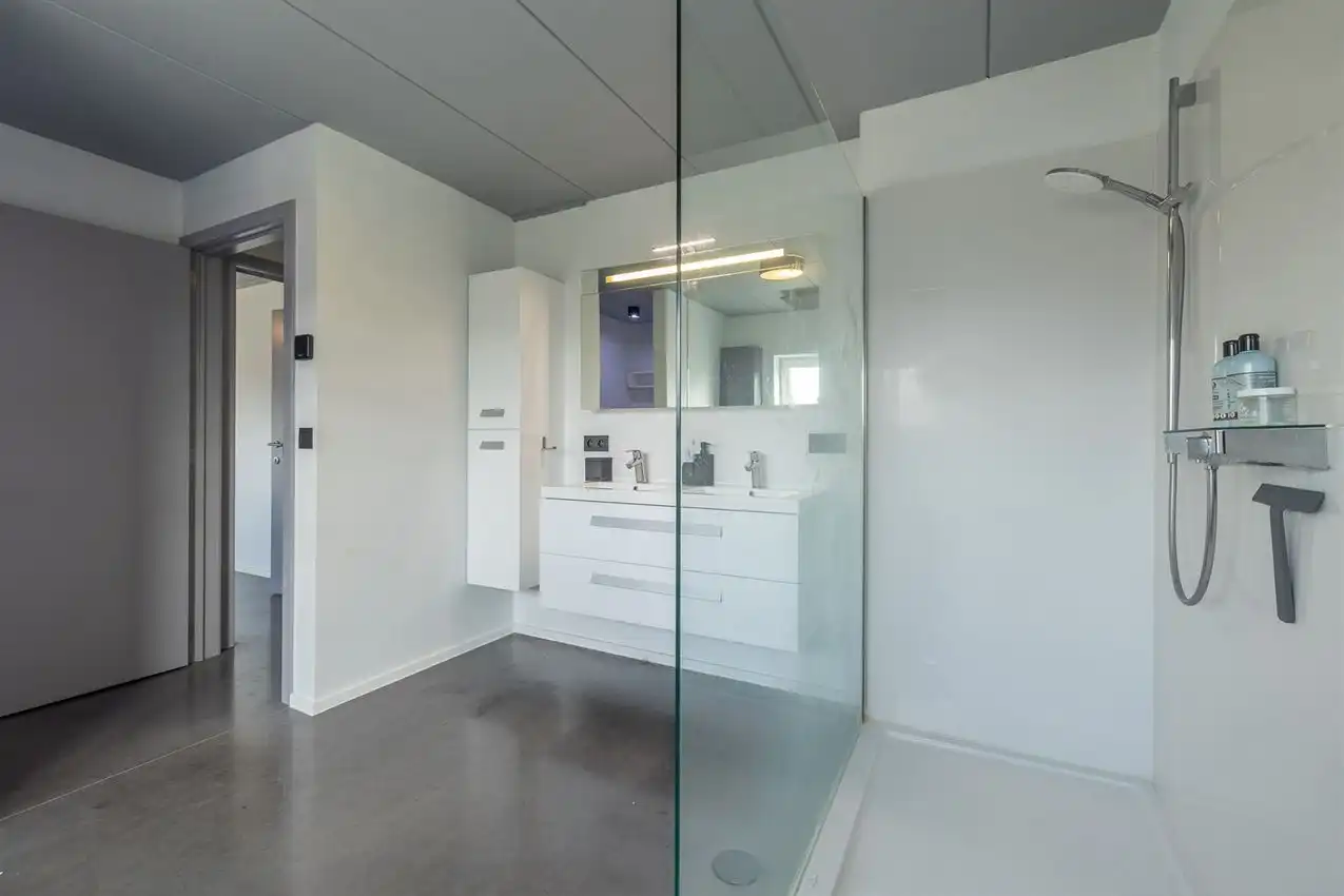 Energiezuinige gezinswoning met 4slk en omheinde tuin foto 24