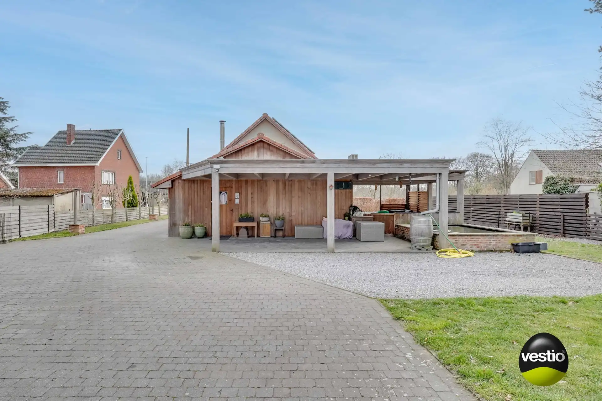 GERENOVEERDE LANGGEVELHOEVE OP 37,90 ARE MET TOPLIGGING IN ZEVENHUIZEN foto 46