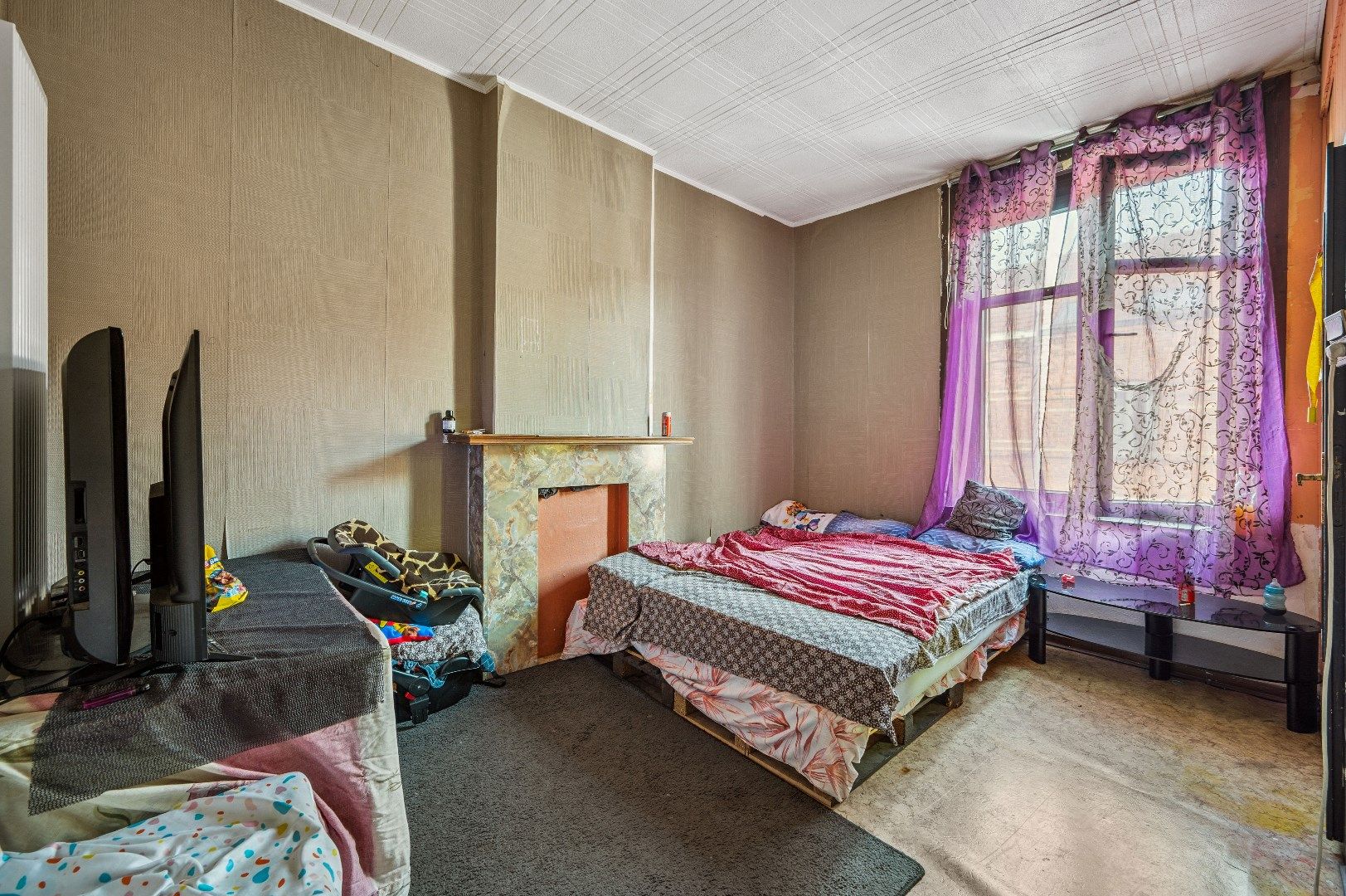Te renoveren rijwoning met potentieel in de buitenrand van Tienen foto 18