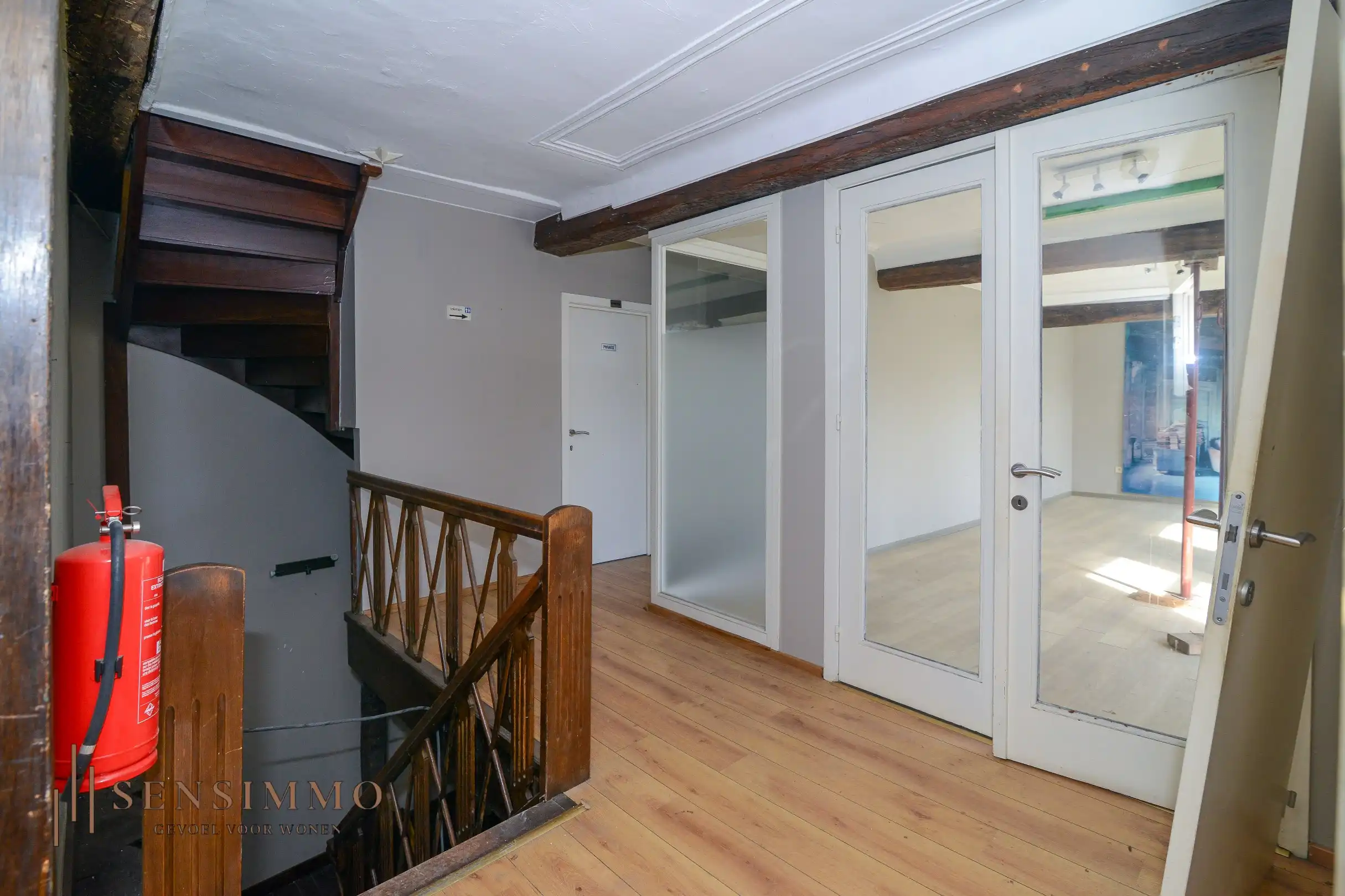 Spectaculair handelspand met geschiedenis en charme in centrum Bree foto 27