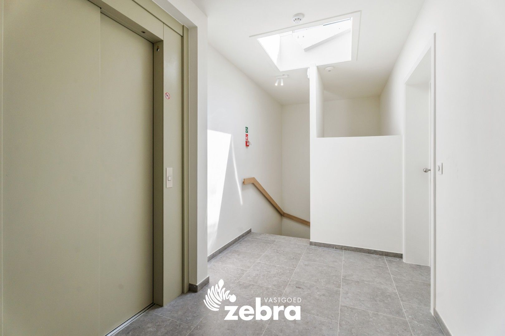 Nieuwbouw penthouse met zuidgericht terras op een topligging in Tielt! foto 5
