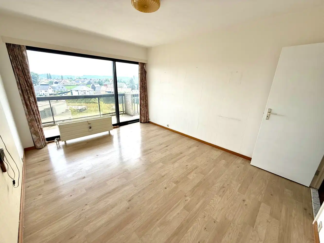 Ruim appartement in centrum Ronse! foto 5
