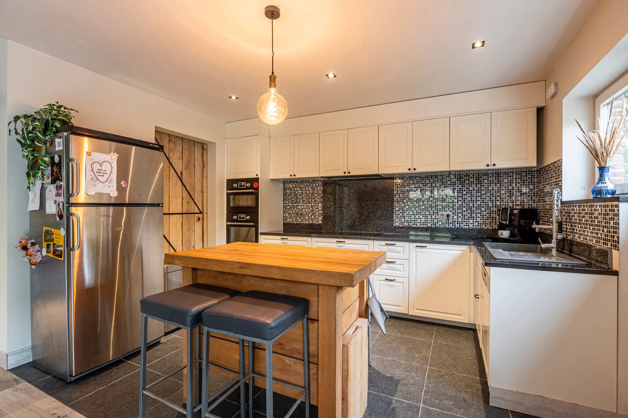 Charmante halfopen bebouwing met 3 slaapkamers foto 5
