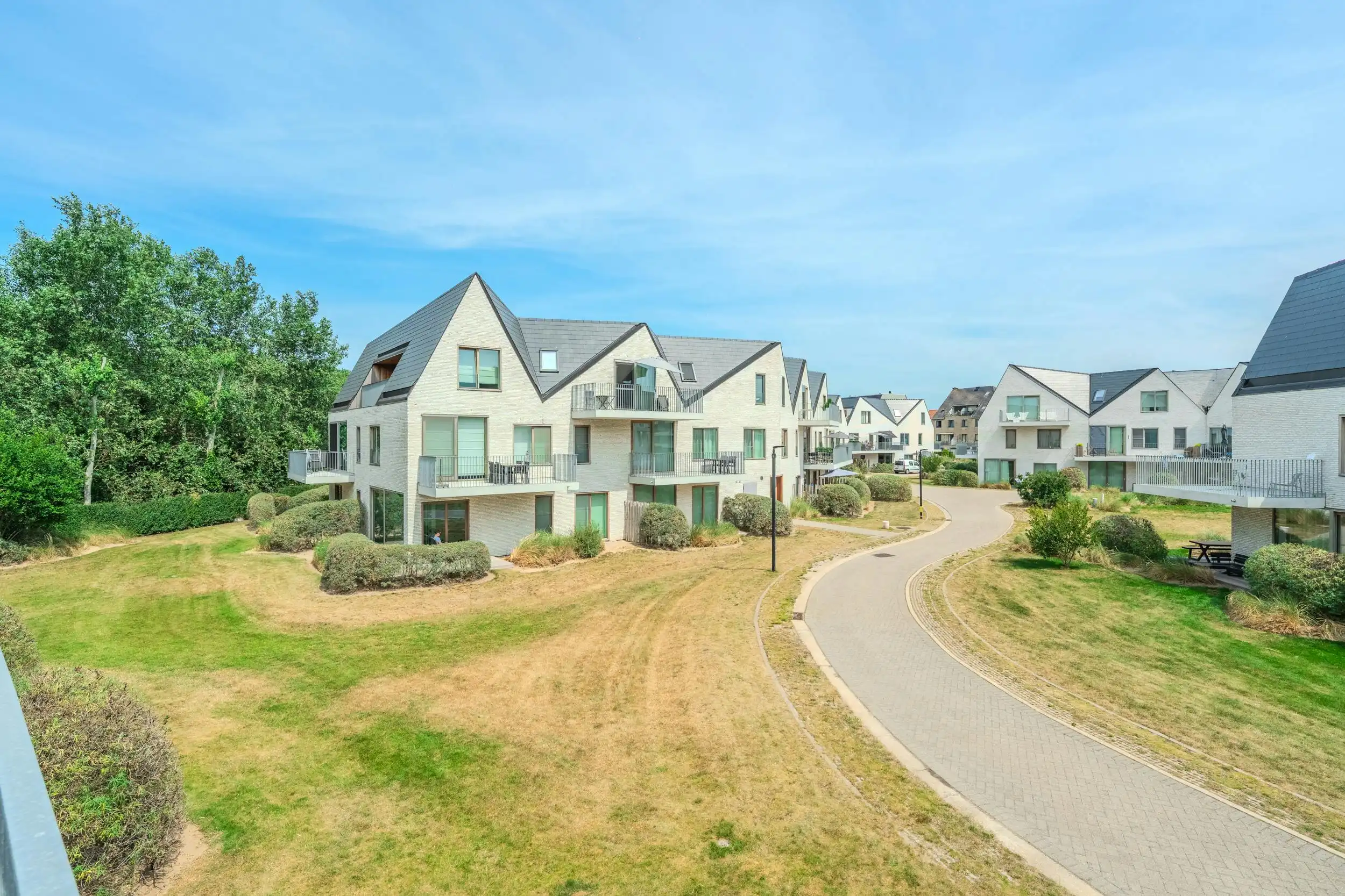 Prachtig 1-slaapkamer appartement met ruim terras foto 12