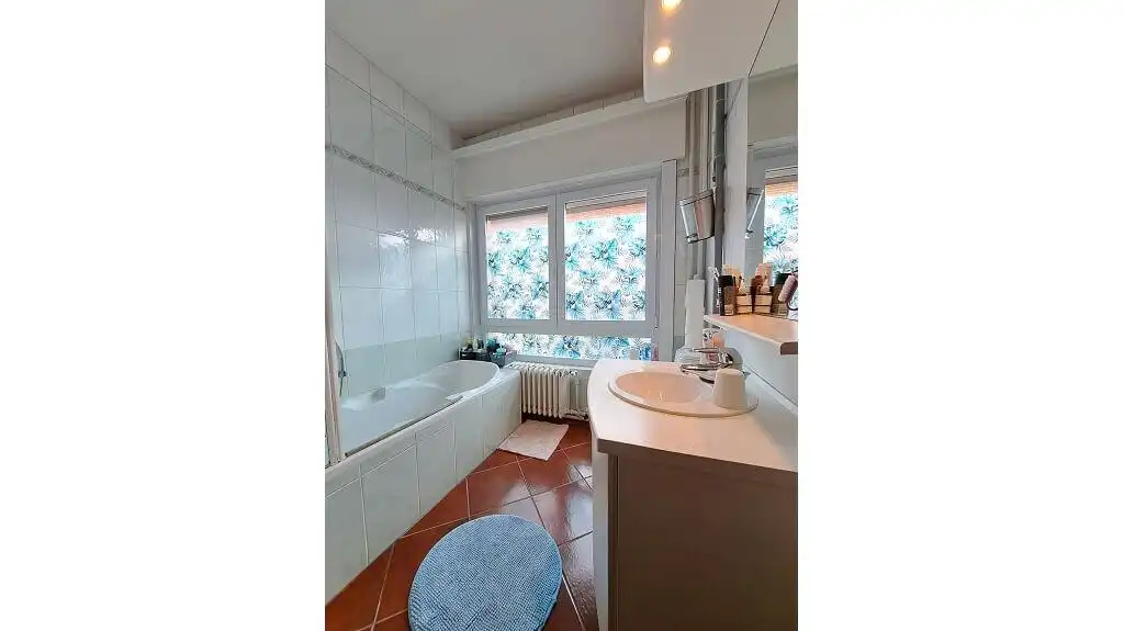 Opbrengsteigendom met 2 woonunits en 2 garages te koop in Brugge foto 12