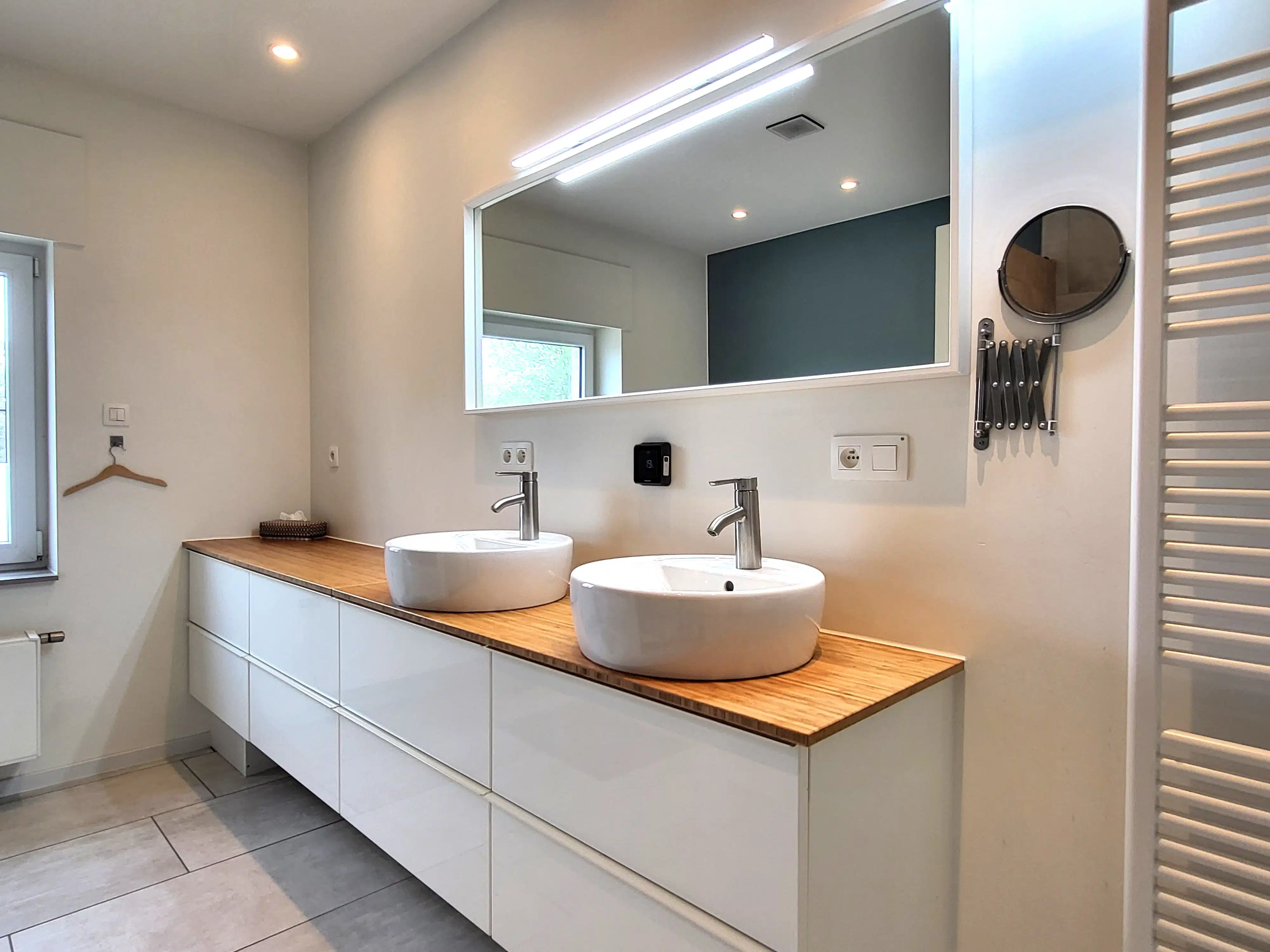 Totaal gerenoveerde woning van 2016-2017 op een perceel van 840 m², met oog voor comfort, ruimte en energiezuinigheid. foto 16