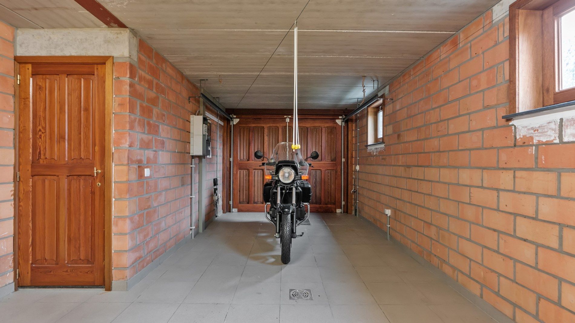 Zeer degelijk gebouwde woning met 3/5 slpks in een doodlopende straat in het centrum ! foto 33