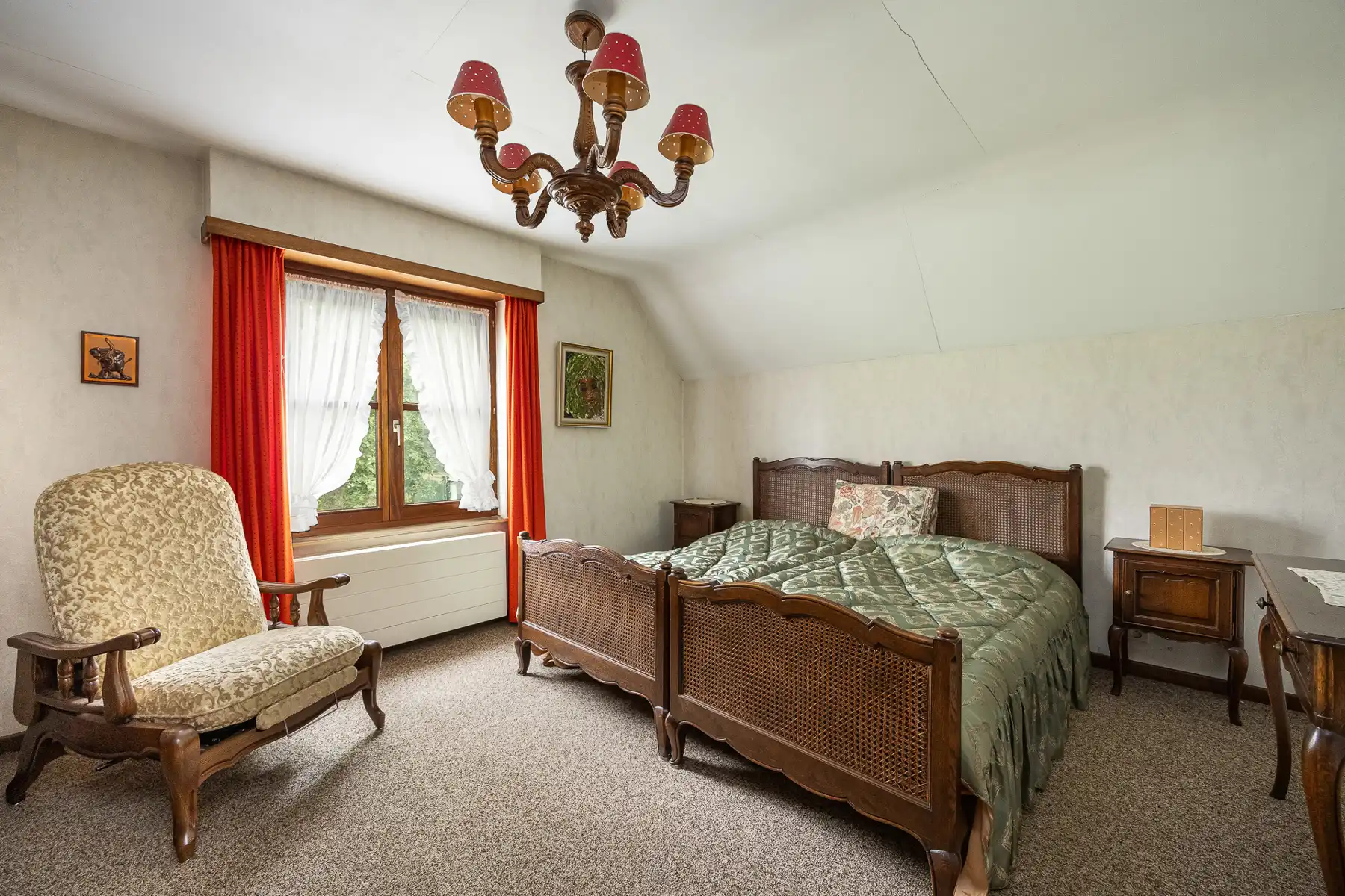 Degelijke villa op ca. 810 m²  vlakbij het centrum. foto 12