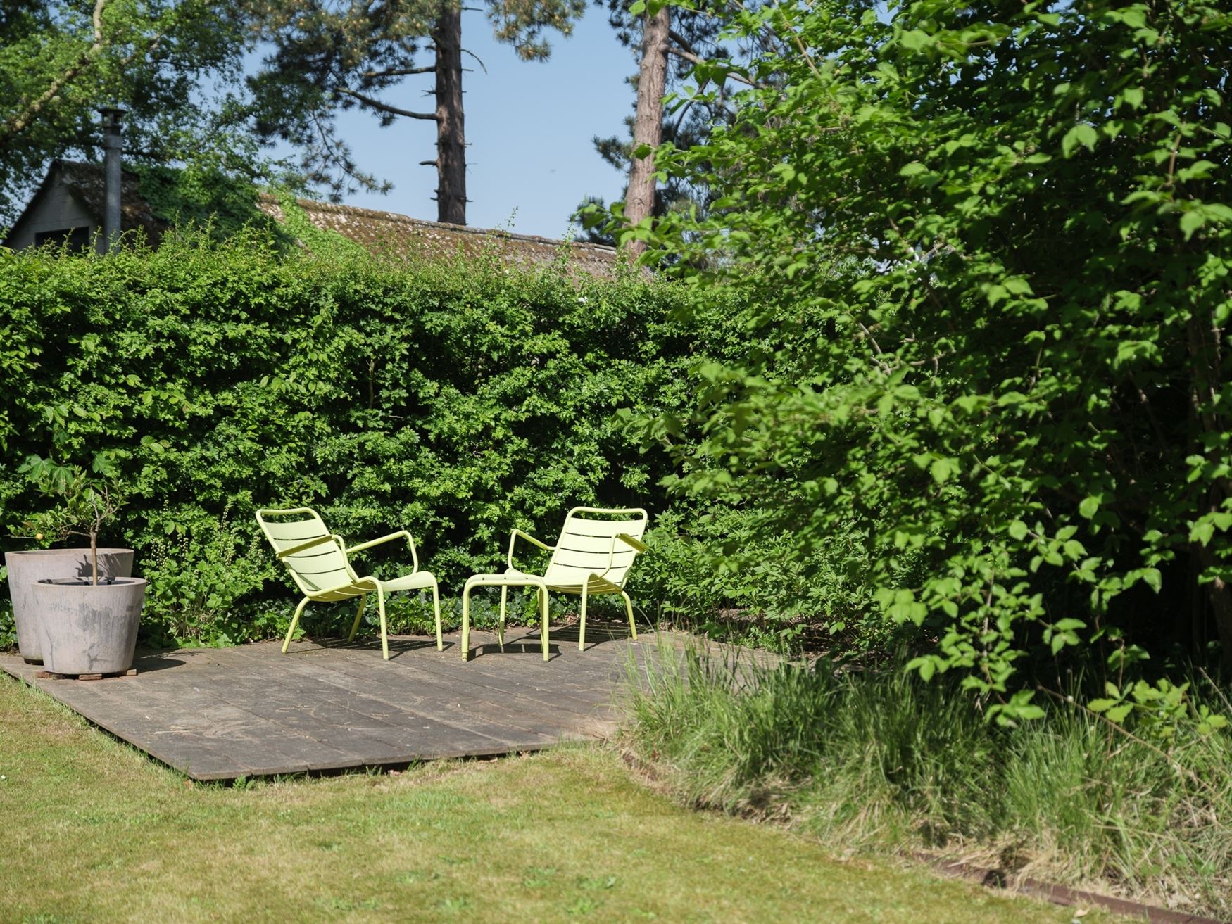 Instapklare gezinswoning met schitterende tuin foto 21