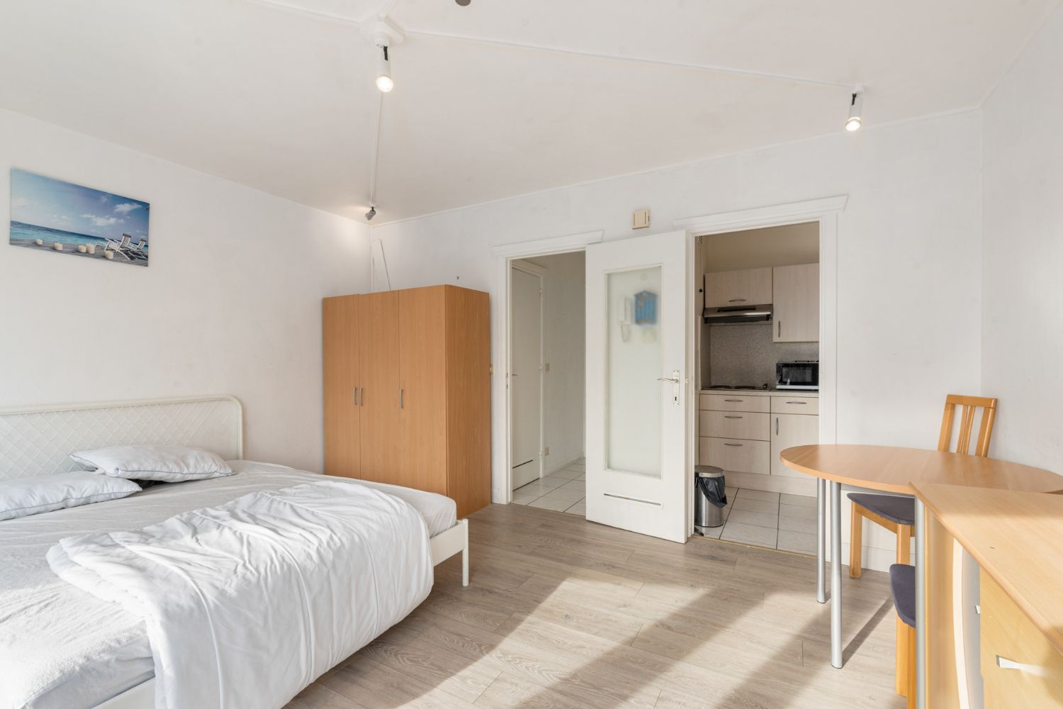 Studio met een uitstekende ligging vlakbij het centrum en strand foto 9
