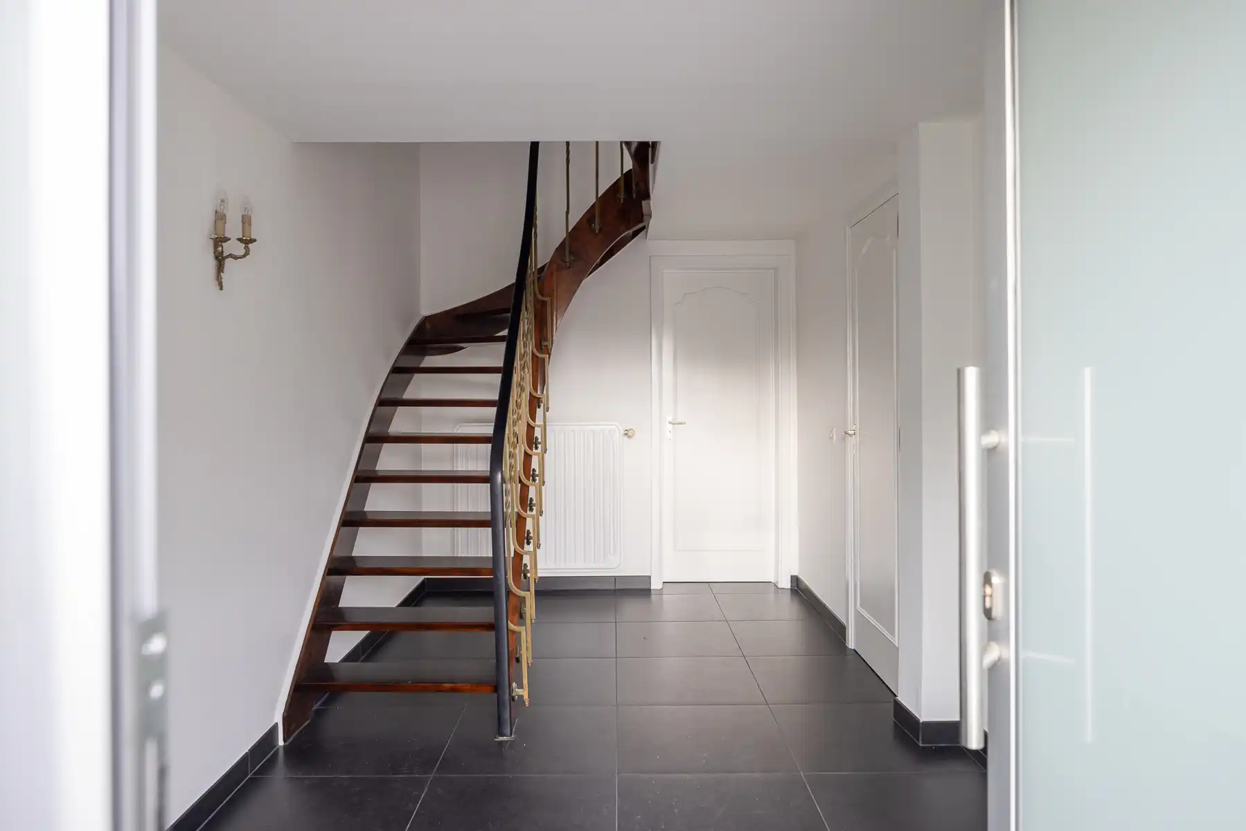 Woning met verzorgde tuin foto 3