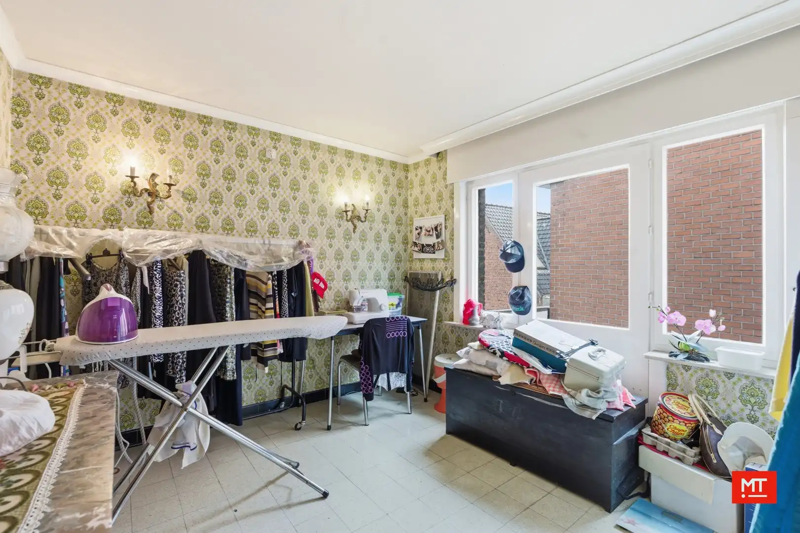 Kloeke halfopen woning met 3 slaapkamers, stadstuin en garage in centrum Meulebeke foto 15