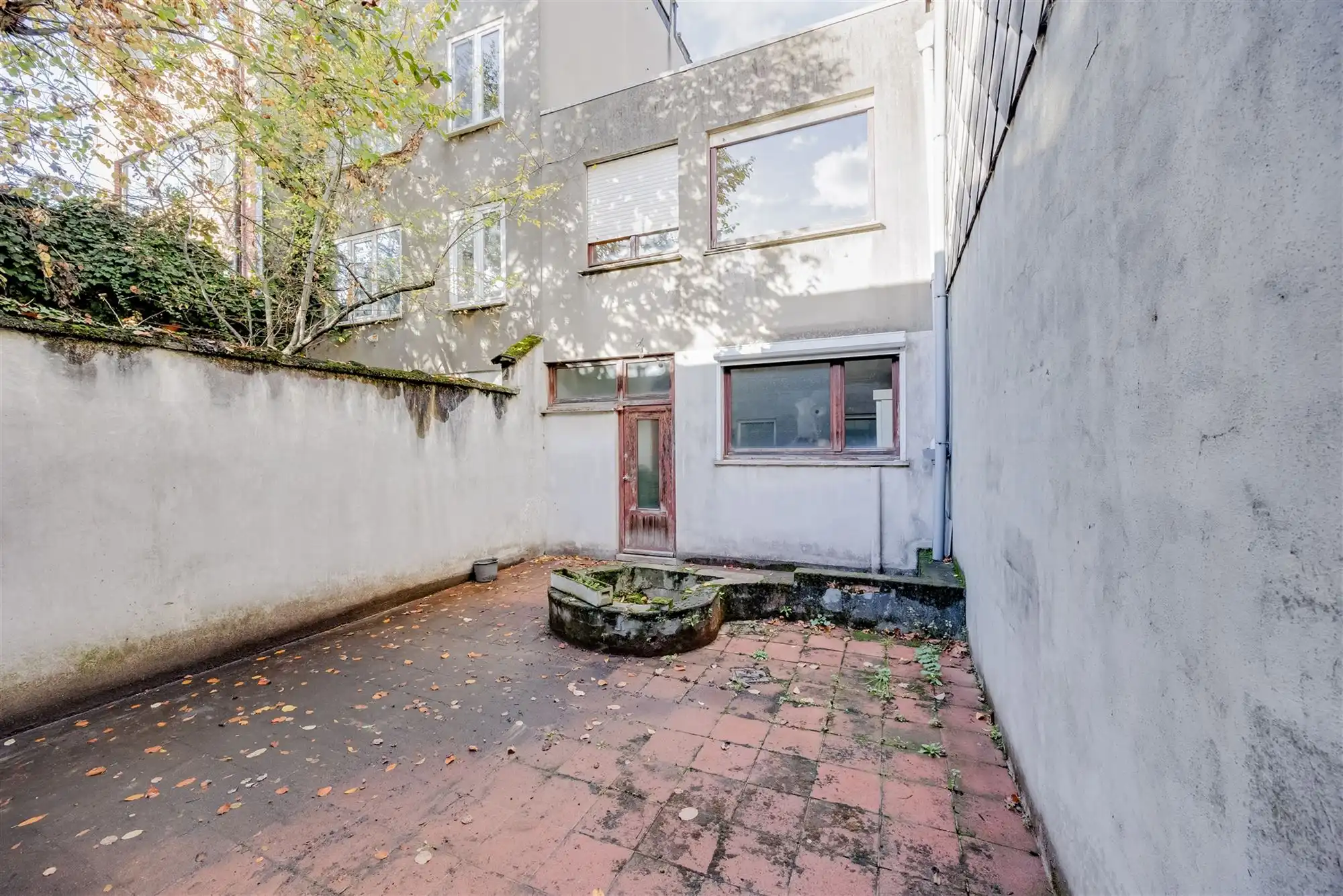 Te renoveren woning met 4 - 5 slk en garage foto 29