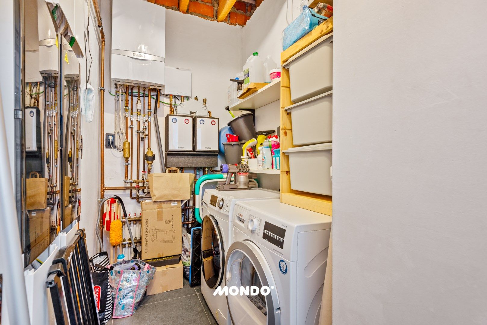 Gerenoveerde woning met 3 slaapkamers! foto 11