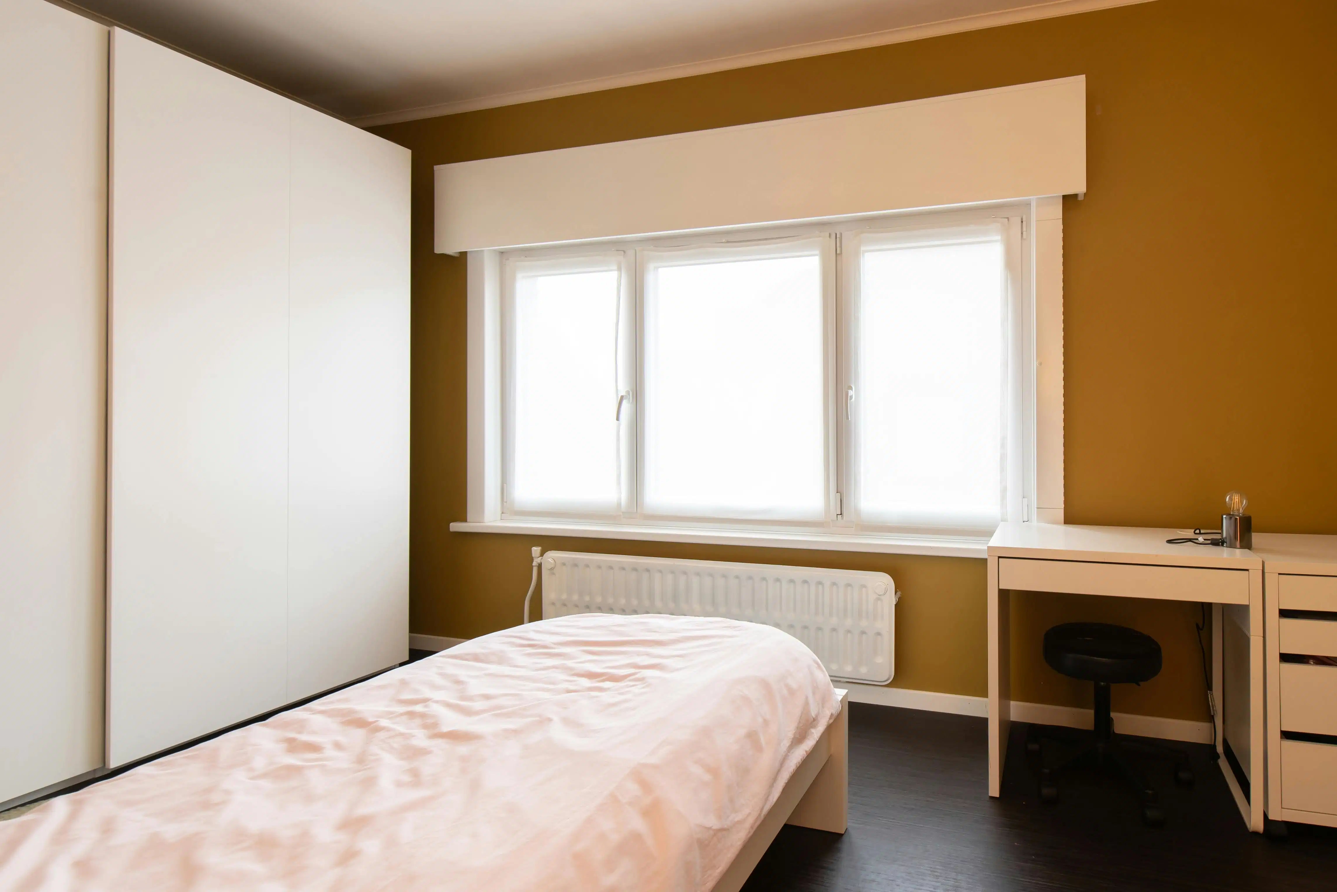 Halfopen bebouwing met 4 slaapkamers en tuin te Oostende foto 8