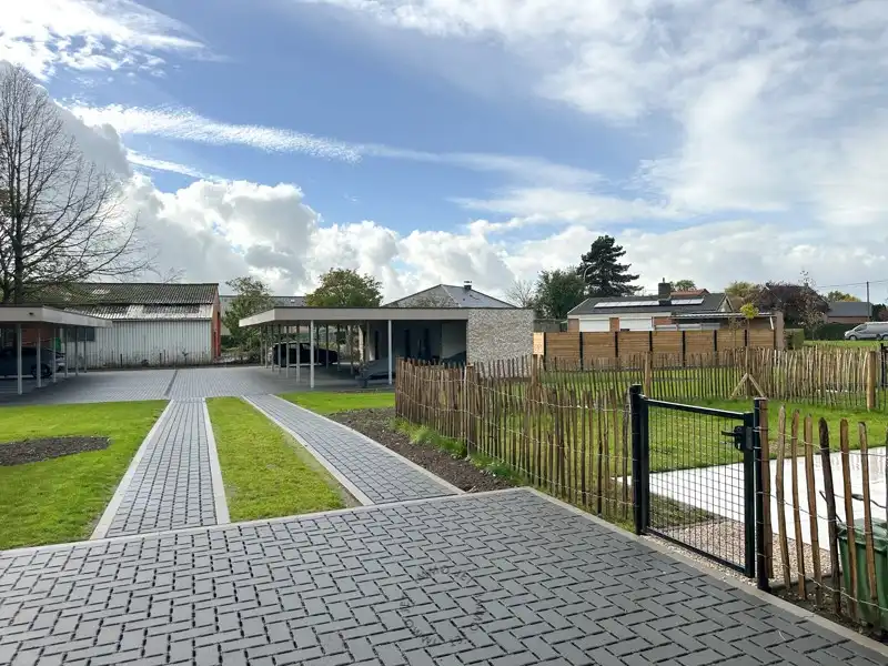 Prachtig gelegen nieuwbouwappartement met twee slaapkamers, tuin en autostaanplaats foto 14