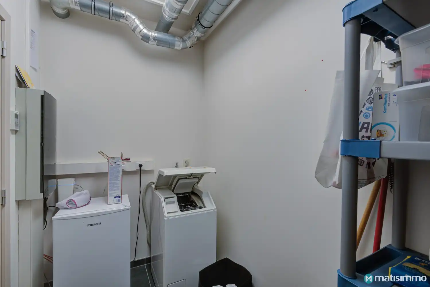 INSTAPKLAAR APPARTEMENT MET 2 SLAAPKAMERS EN AUTOSTAANPLAATS TE RIEMST foto 7