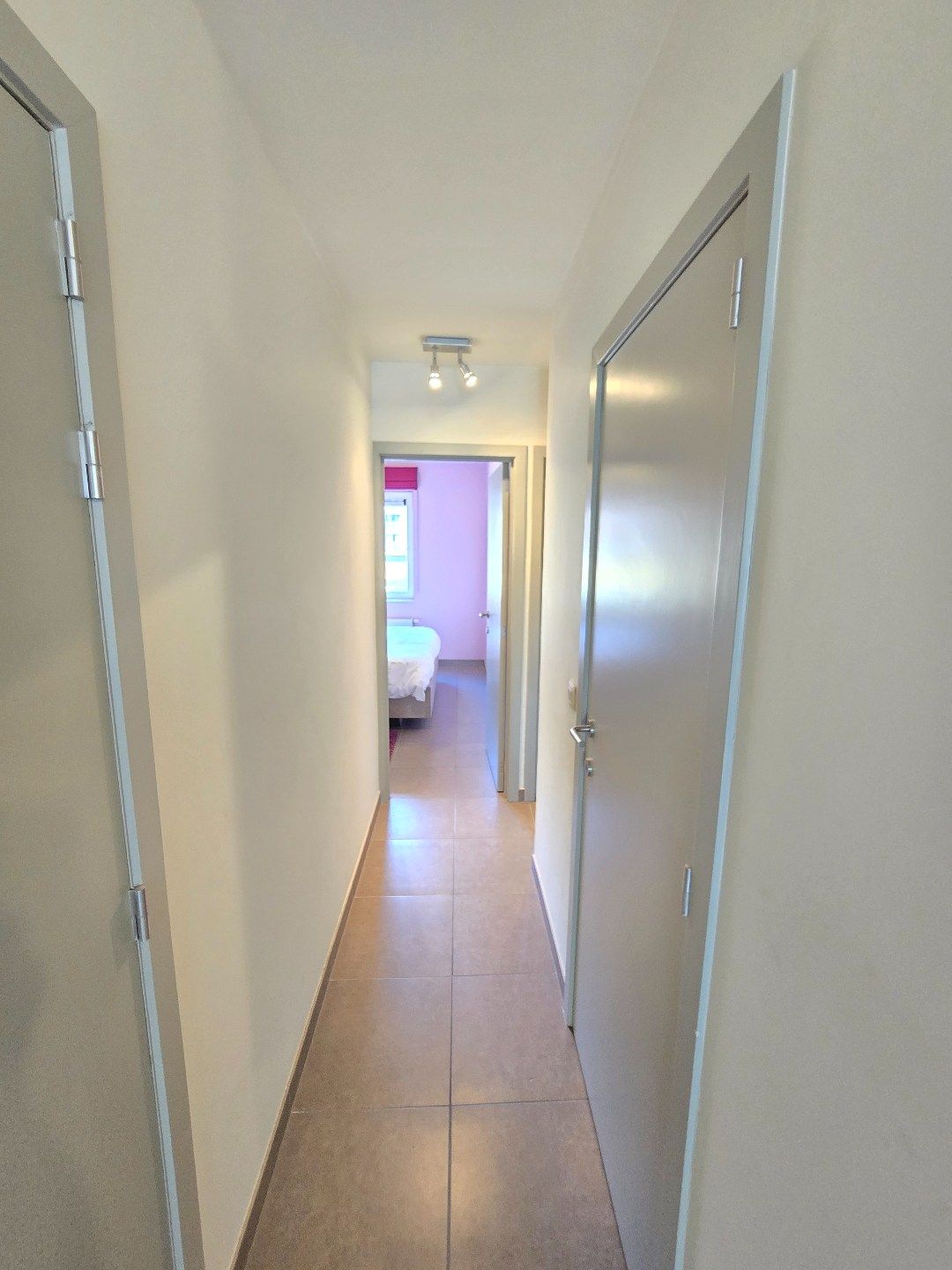 Appartement 2 slpk's met zijdelings zeezicht foto 11