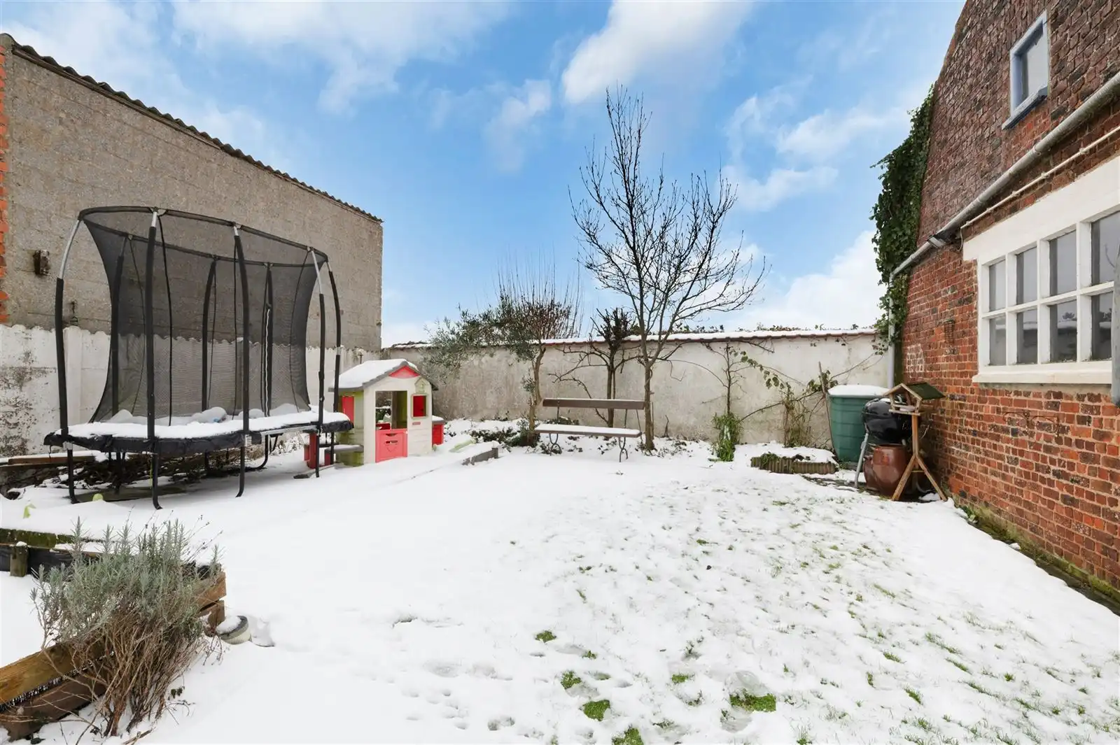 gezinswoning met tuin op 2are95 foto 25