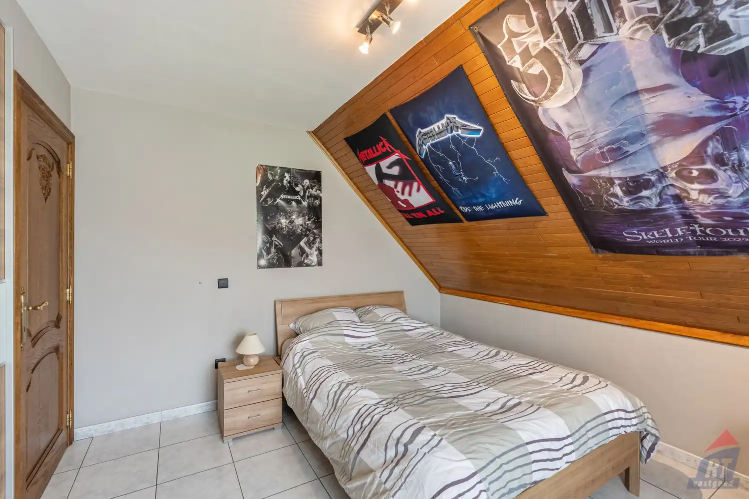 Rustig gelegen open bebouwing met 4 slaapkamers, ruime tuin en dubbele garage in het groene Sint-Truiden foto 19
