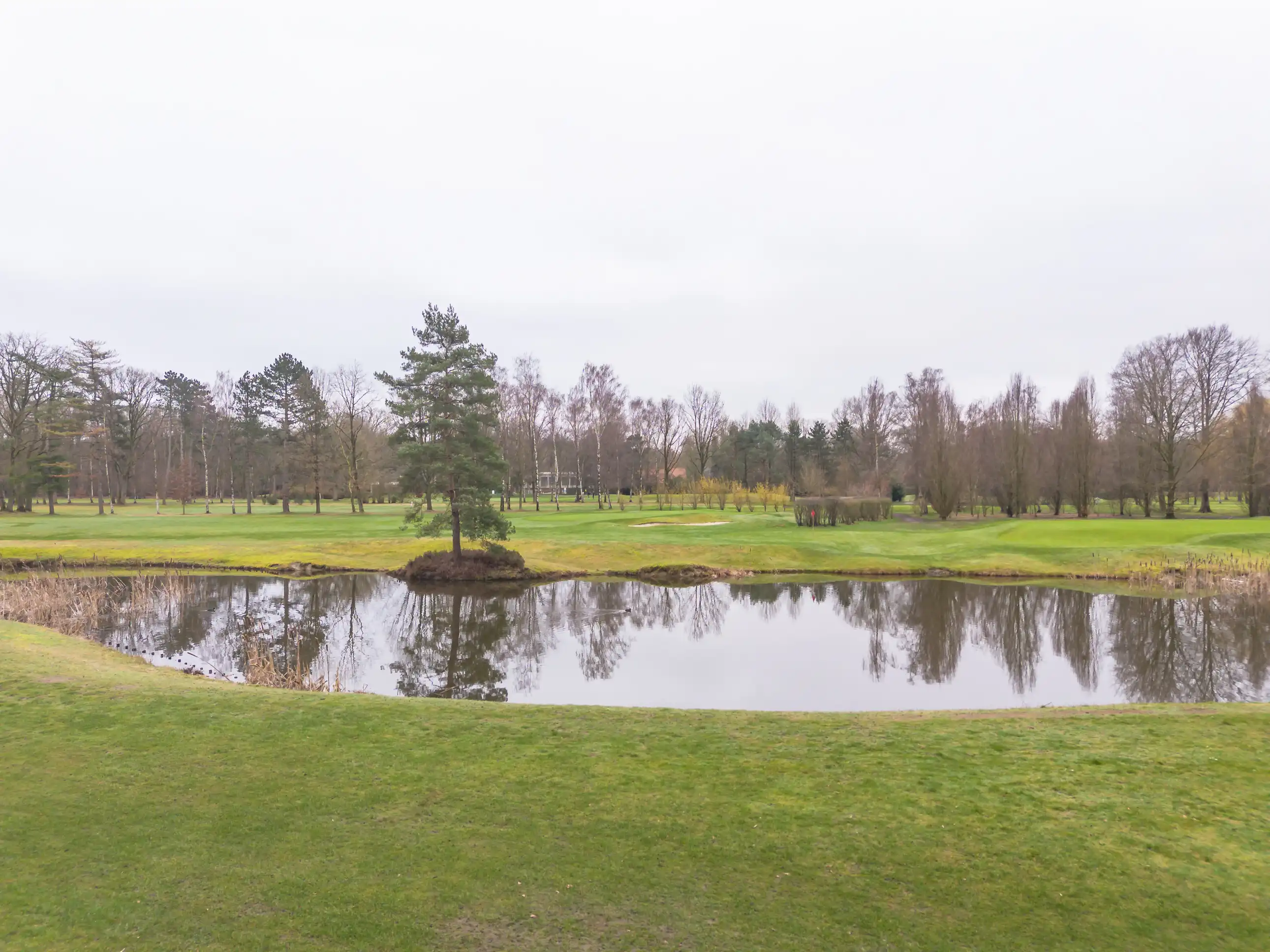 Exclusieve Bouwgrond met zicht op golf van Keerbergen foto 3