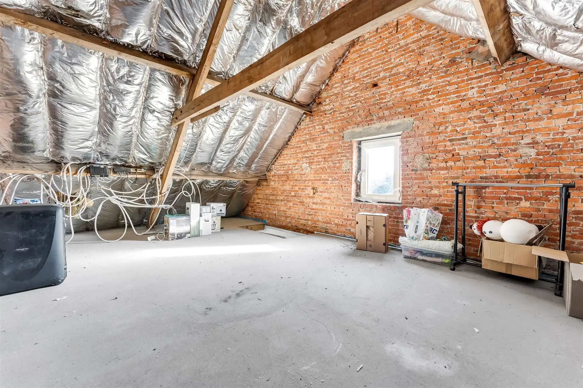 GERENOVEERDE TWEEWOONST foto 24