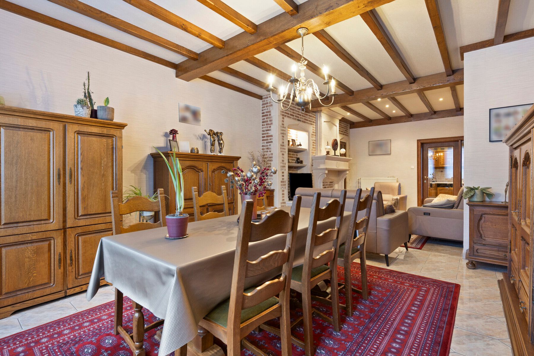 Uitzonderlijke woning met dubbele garage op 25a08ca foto 6