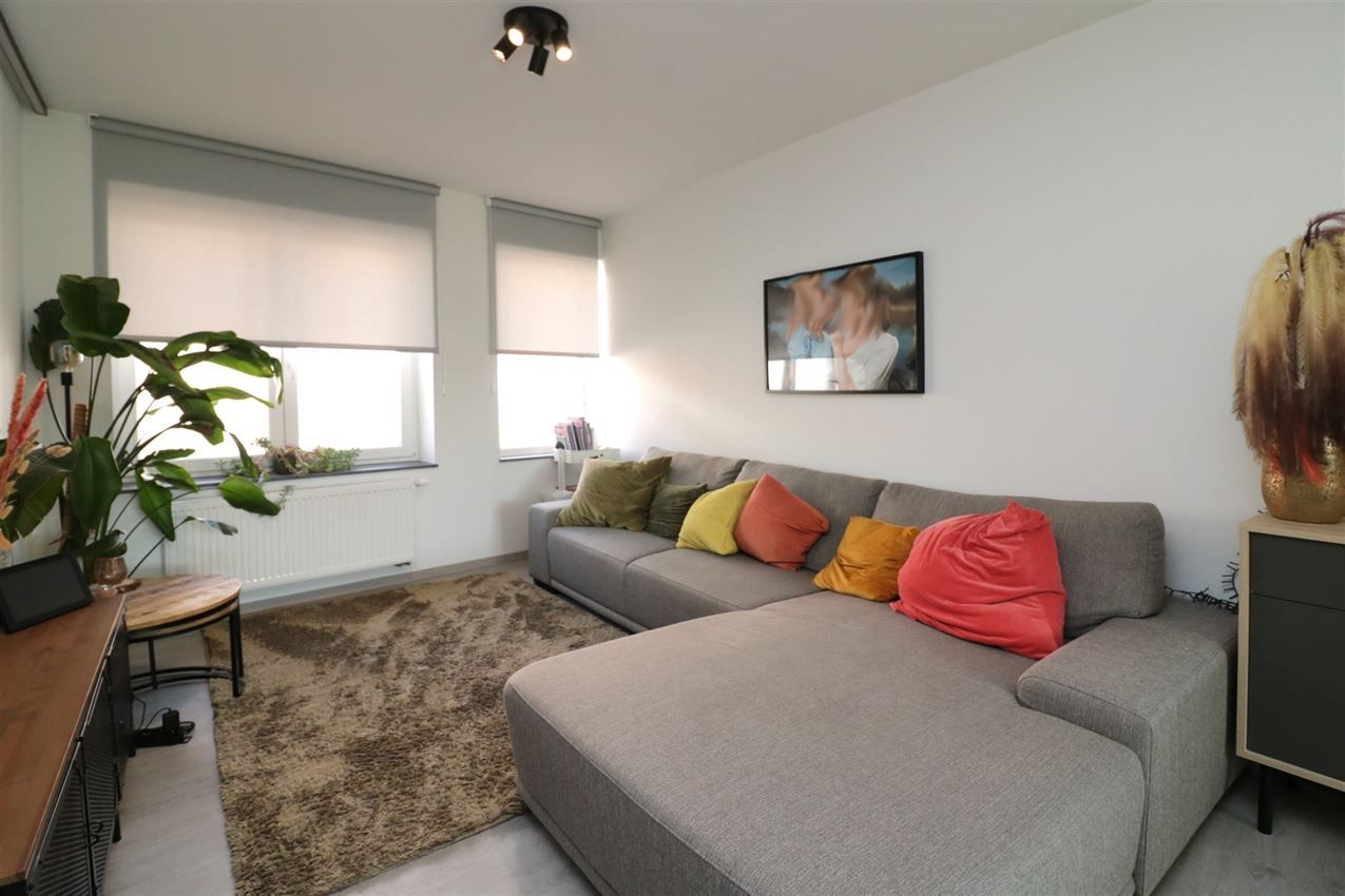 Gerenoveerde woning met tuin op rustige locatie foto 12