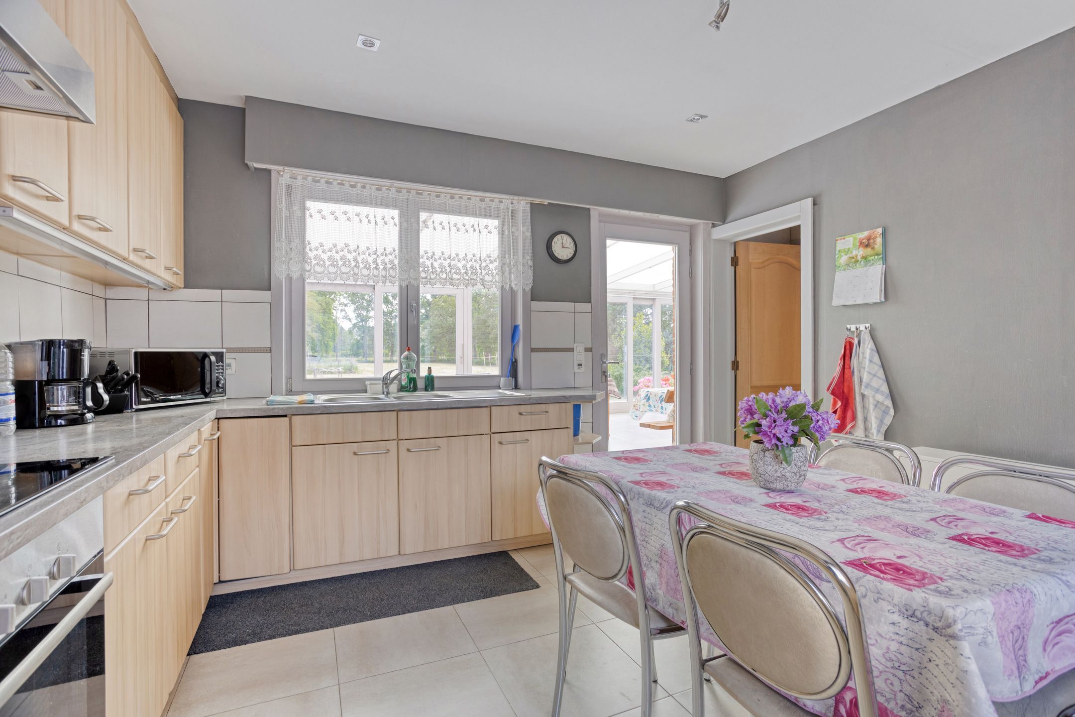 Vrijstaande woning op prachtig perceel van 72 are foto 7