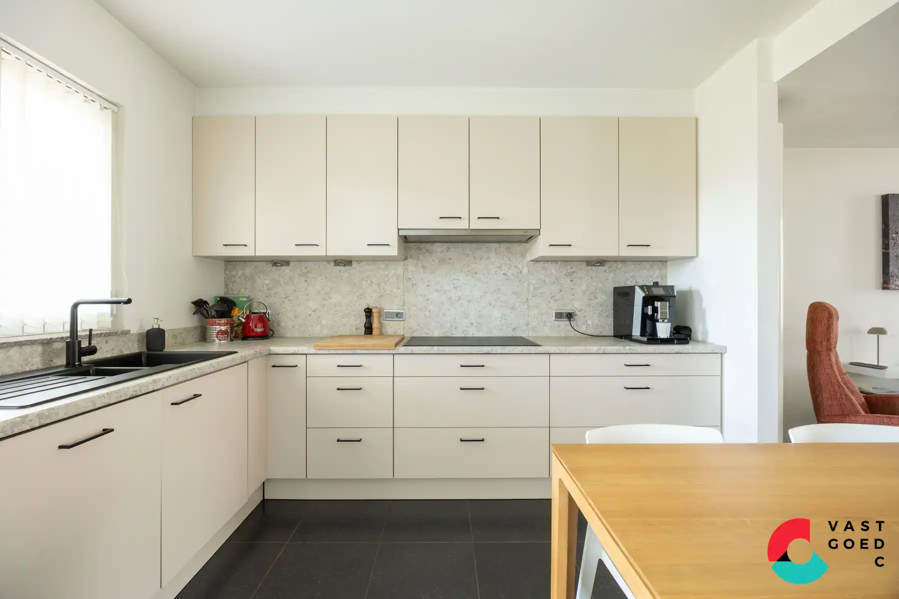 Bungalow te koop foto 10