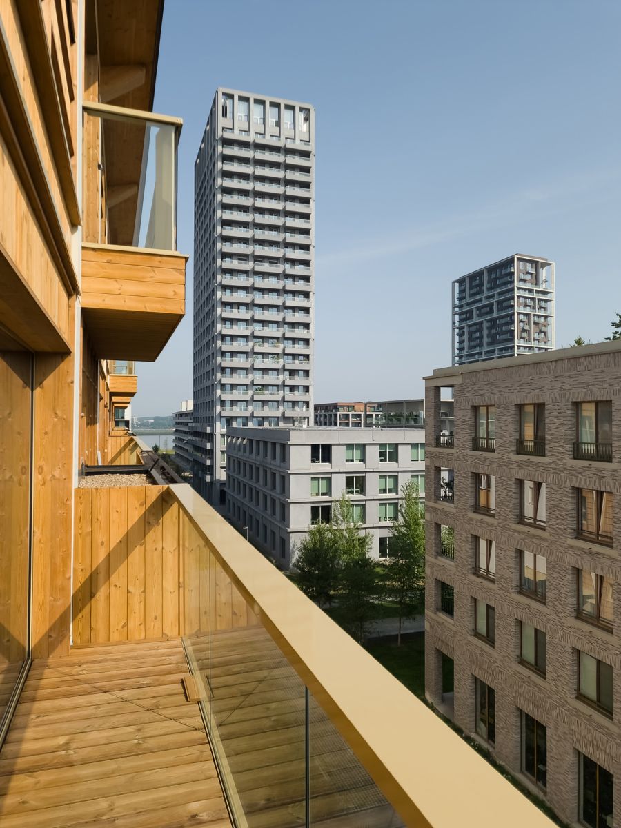 Ongemeubeld 1 slpk app. met mooi terrras foto 8