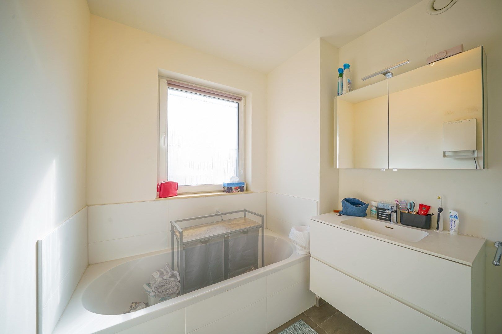 2 slaapkamer appartement met groot terras, garage en open uitzicht op groen foto 20