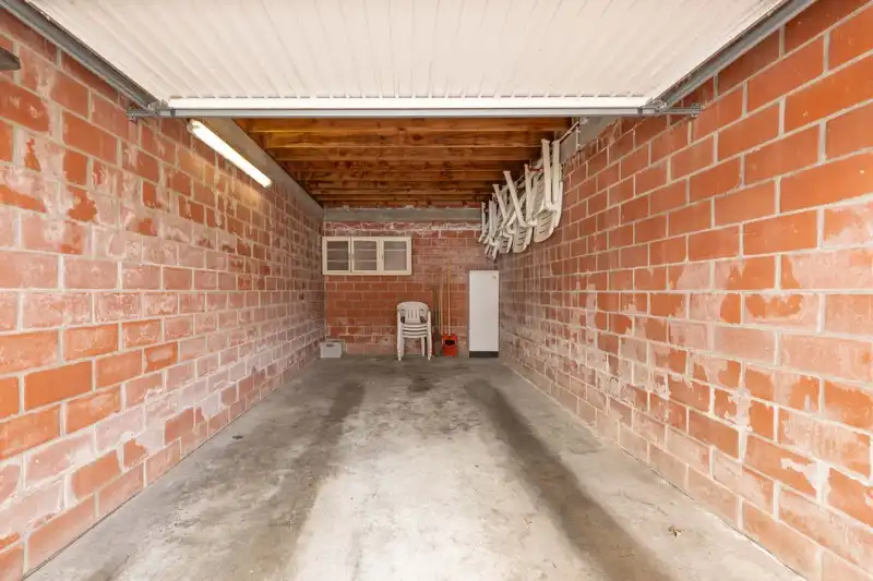 Gelijkvloers 2-slaapkamerappartement met tuin en garage nabij centrum Tielt TE KOOP! ✨🏡 foto 20