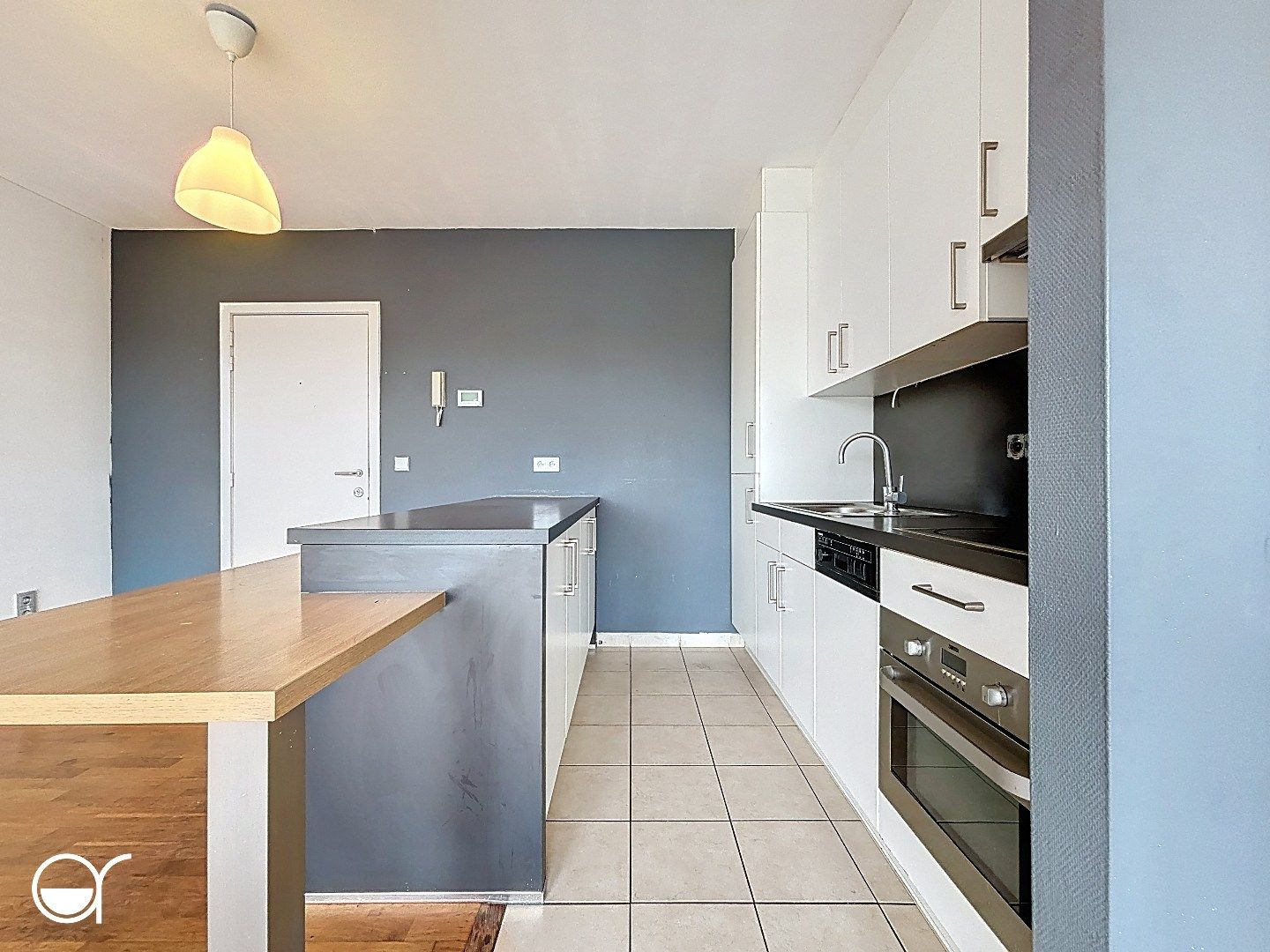  1-slaapkamerappartement op toplocatie foto 5