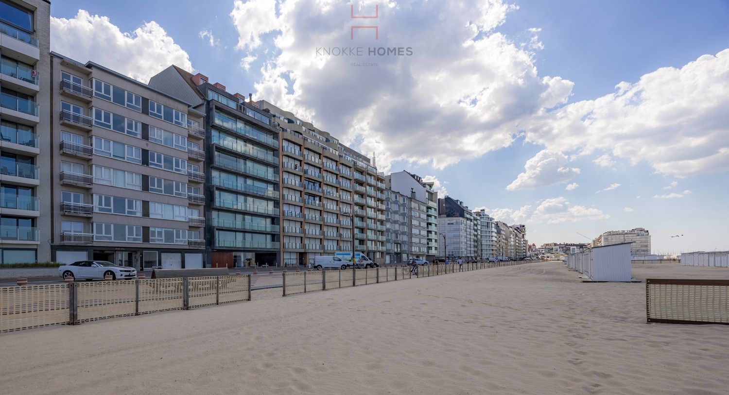 Ruim appartement met 4 kamers en prachtig zeezicht op de zeedijk aan het Albertstrand foto 2
