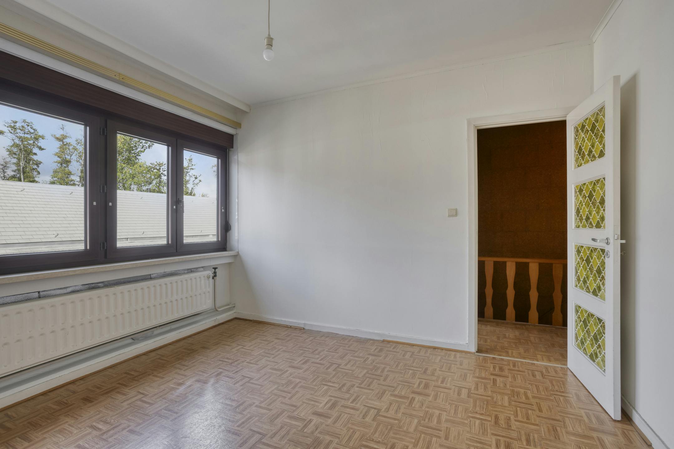Te renoveren woning met potentieel in Sint-Agatha-Berchem! foto 10