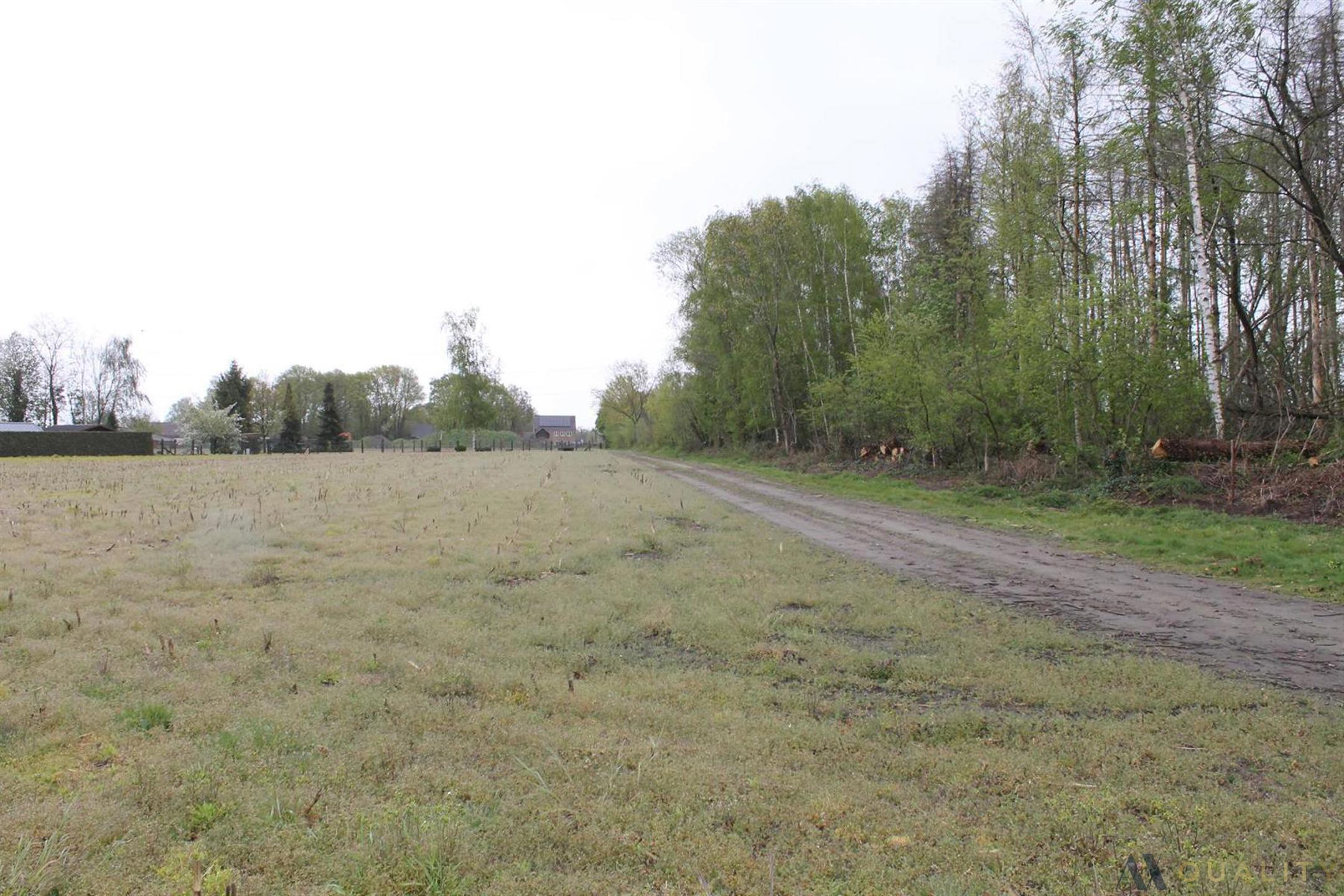 Perceel bouwgrond voor half-open bebouwing foto 6