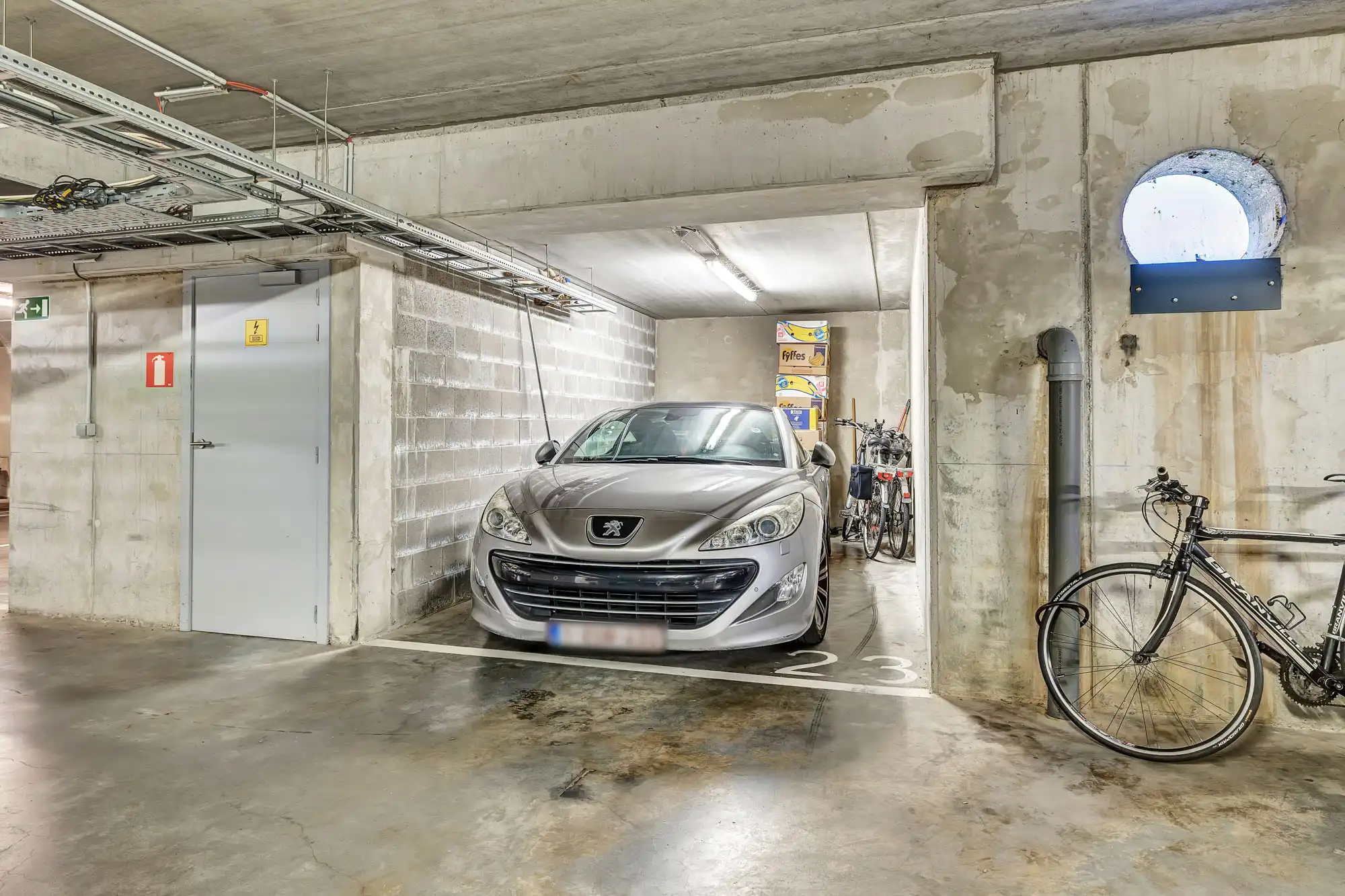 Ruim 2-slaapkamer app met staanplaats in centrum Ninove foto 14