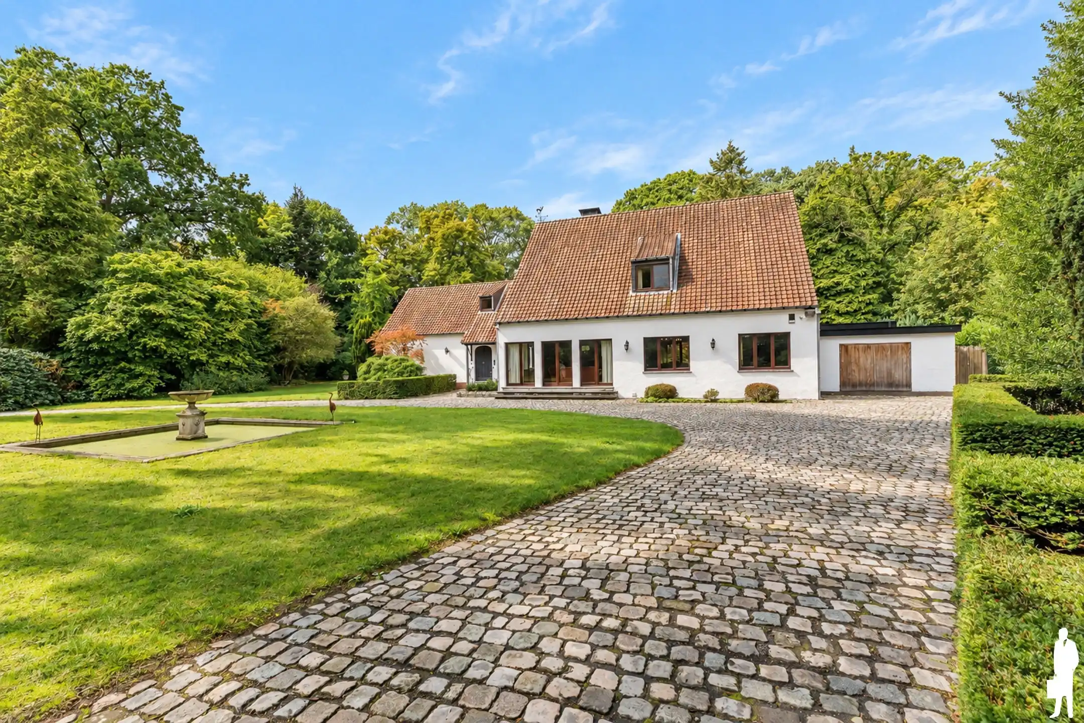 Verrassend ruime villa op prachtig perceel van ca. 4.175 m² foto 36