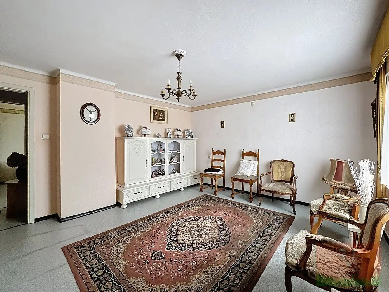 Open gezinswoning met ruime slaapkamers, garage en open tuin te Vlierzele foto 17