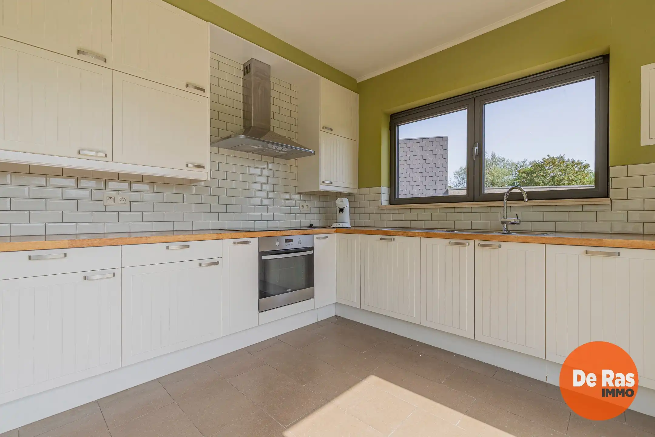 EREMBODEGEM – Solide woning op ca. 25are met topligging foto 7